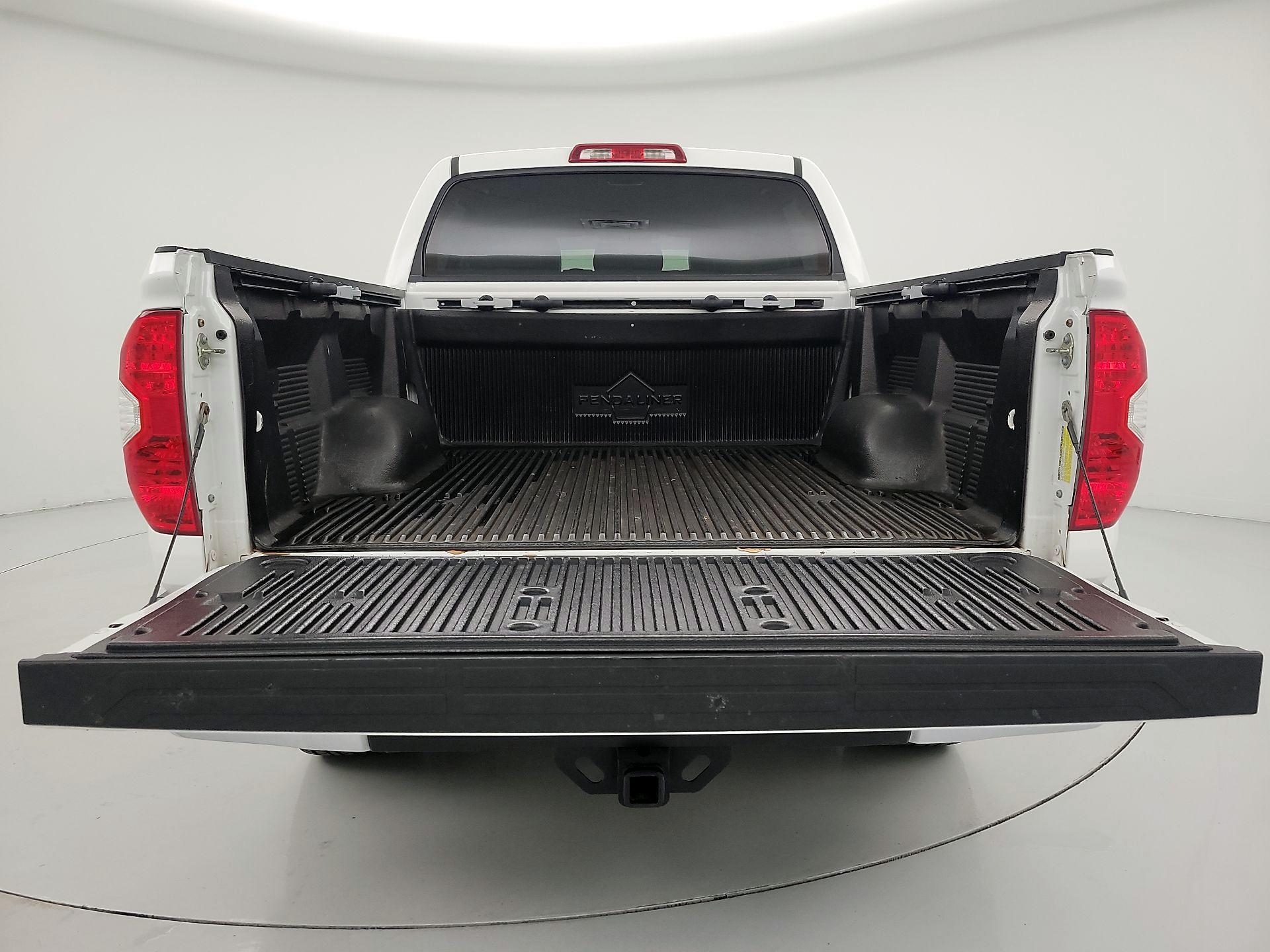 Thumbnail: 2018 Toyota Tundra - 20
