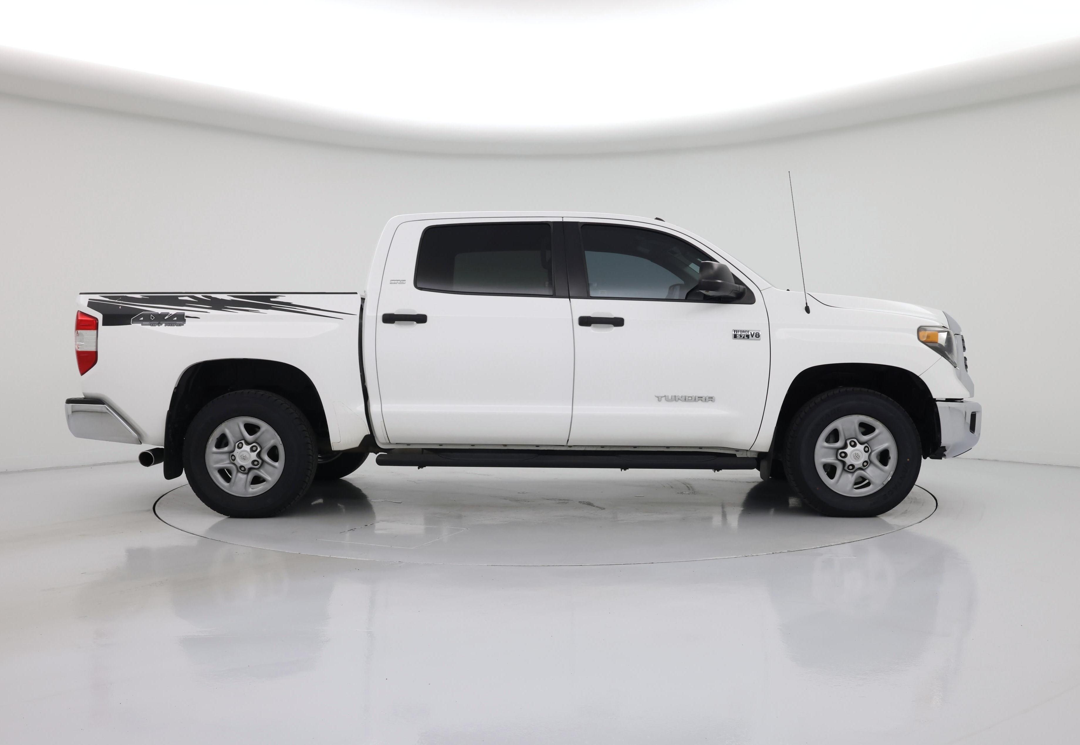 Thumbnail: 2018 Toyota Tundra - 7