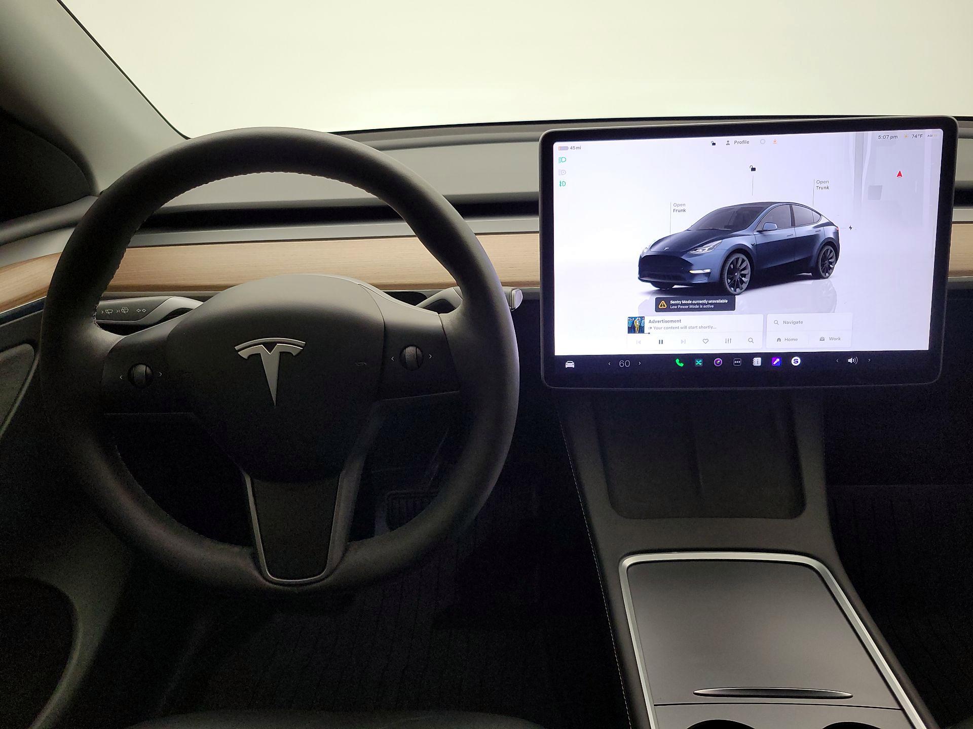 Thumbnail: 2024 Tesla Model Y - 10