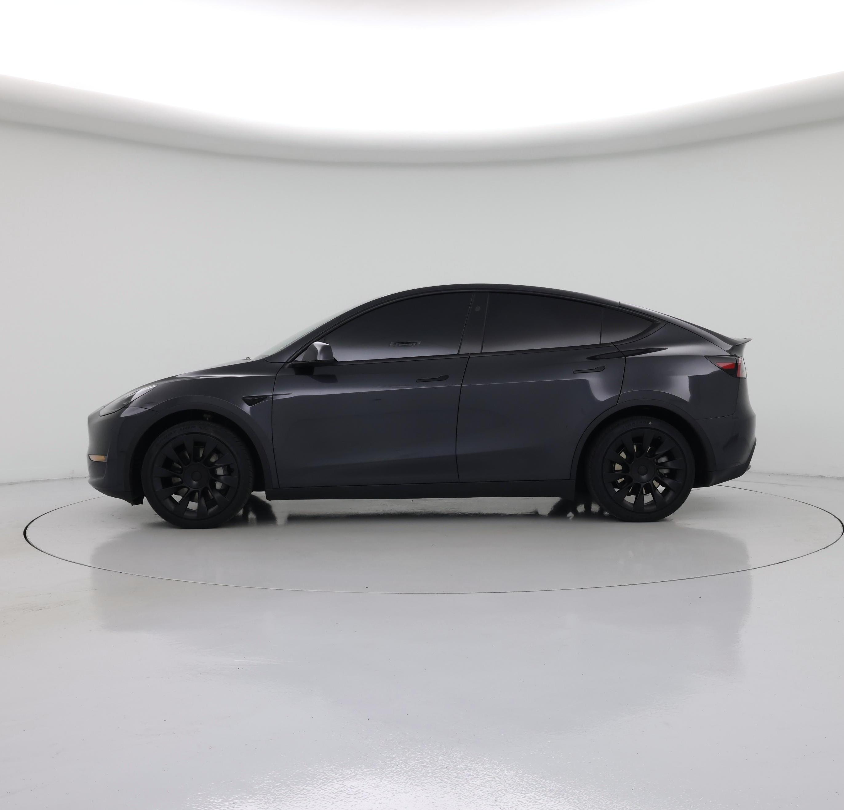 Thumbnail: 2024 Tesla Model Y - 3