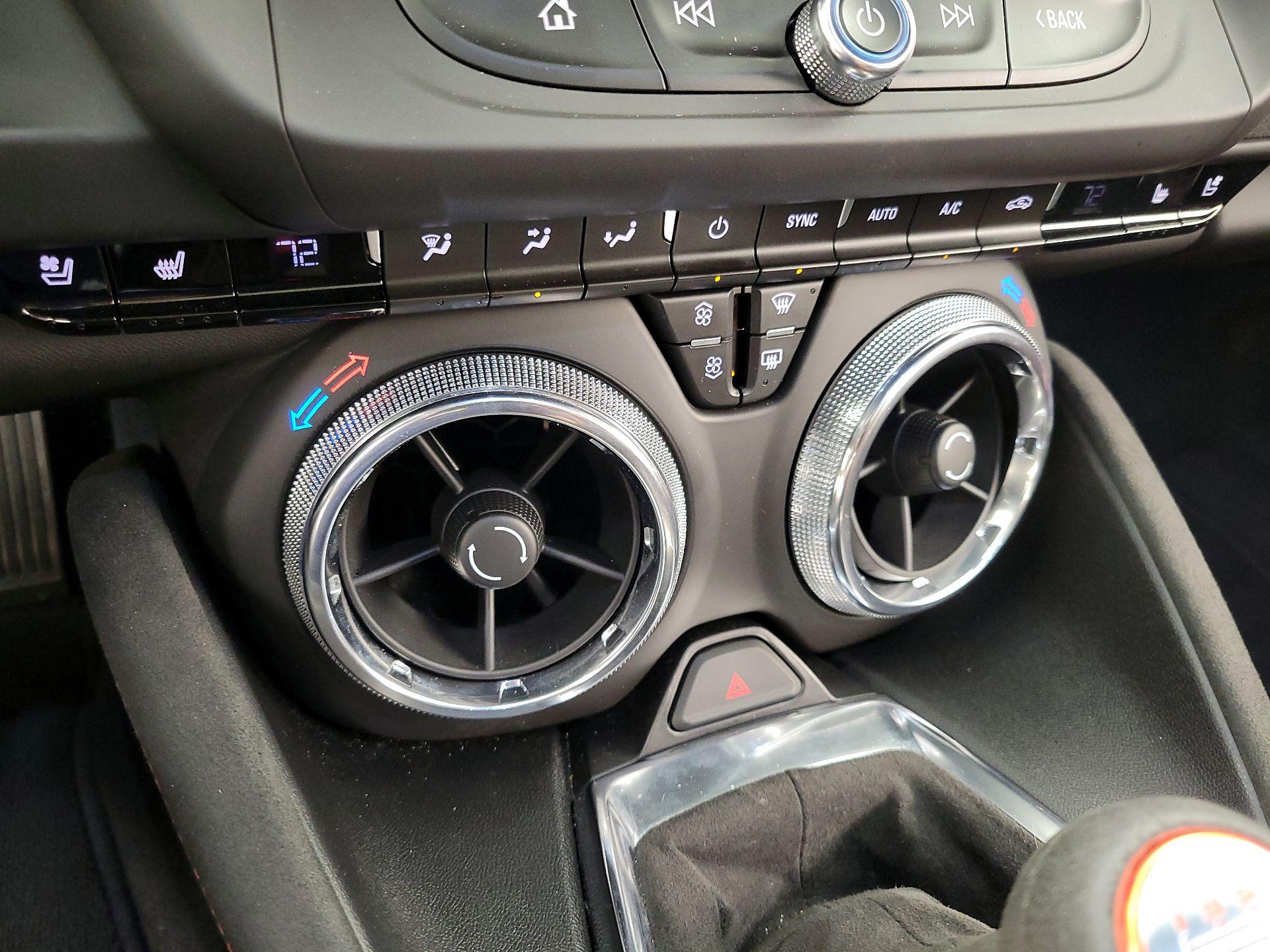 Thumbnail: 2020 Chevrolet Camaro - 16