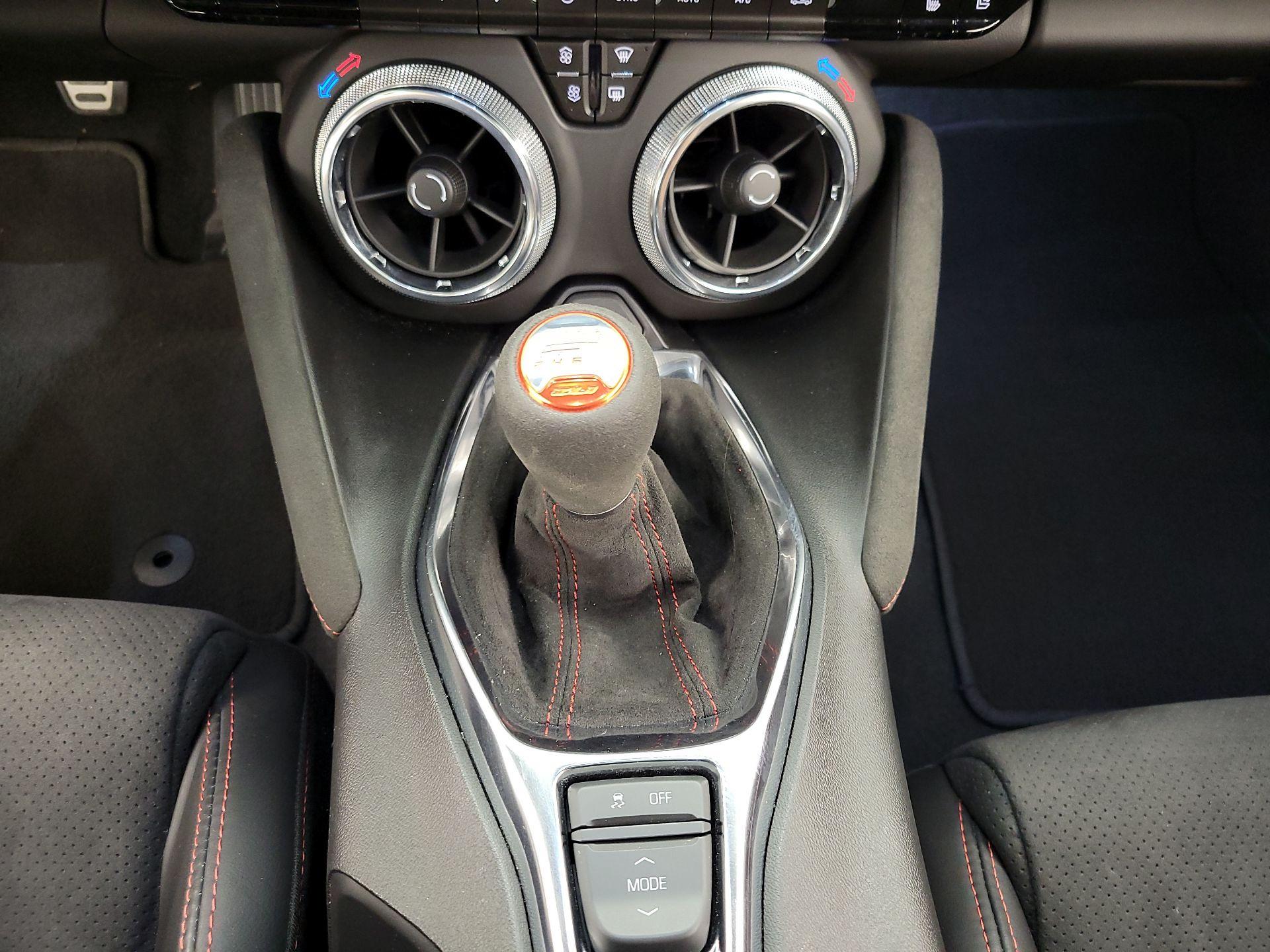 Thumbnail: 2020 Chevrolet Camaro - 17