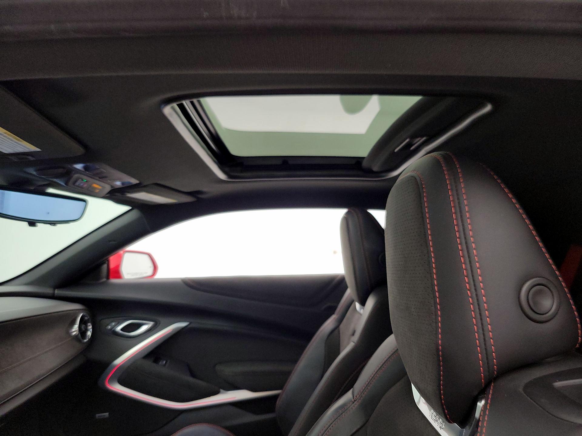 Thumbnail: 2020 Chevrolet Camaro - 18