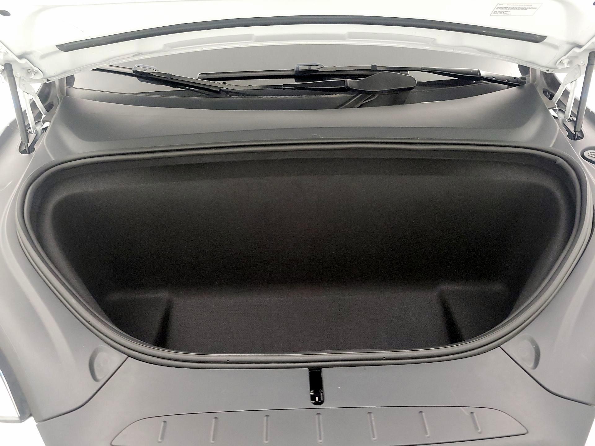 Thumbnail: 2022 Tesla Model X - 20