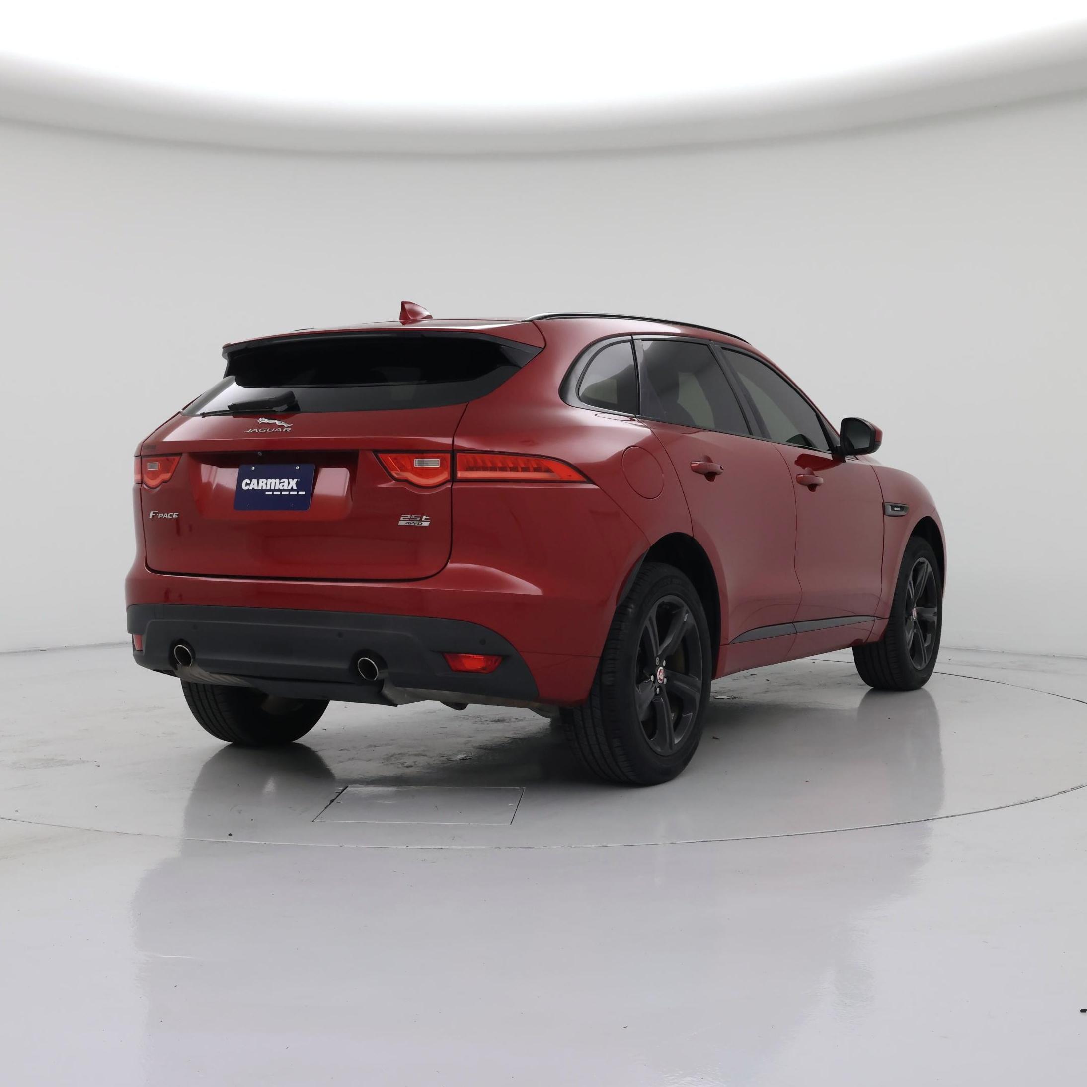 Thumbnail: 2019 Jaguar F-Pace - 8
