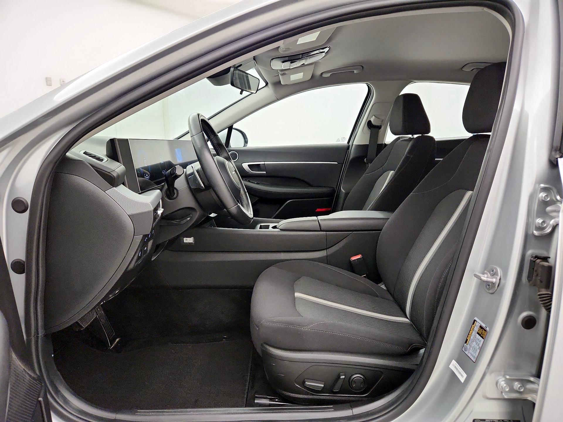 Thumbnail: 2025 Hyundai Sonata - 11