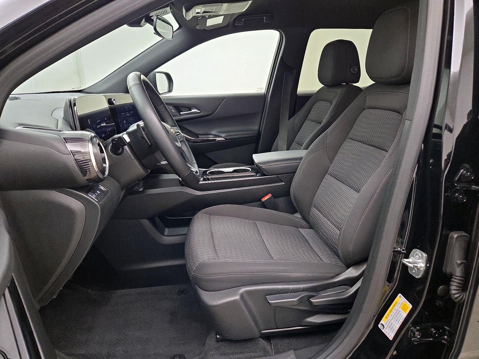 Thumbnail: 2025 Chevrolet Equinox - 11