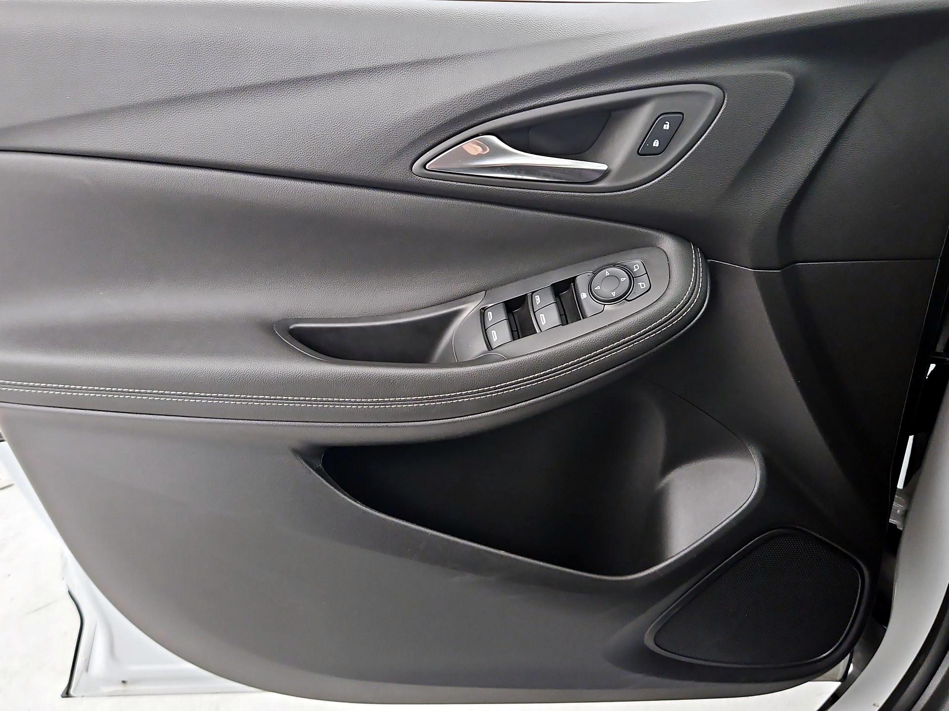 Thumbnail: 2025 Buick Encore GX - 12