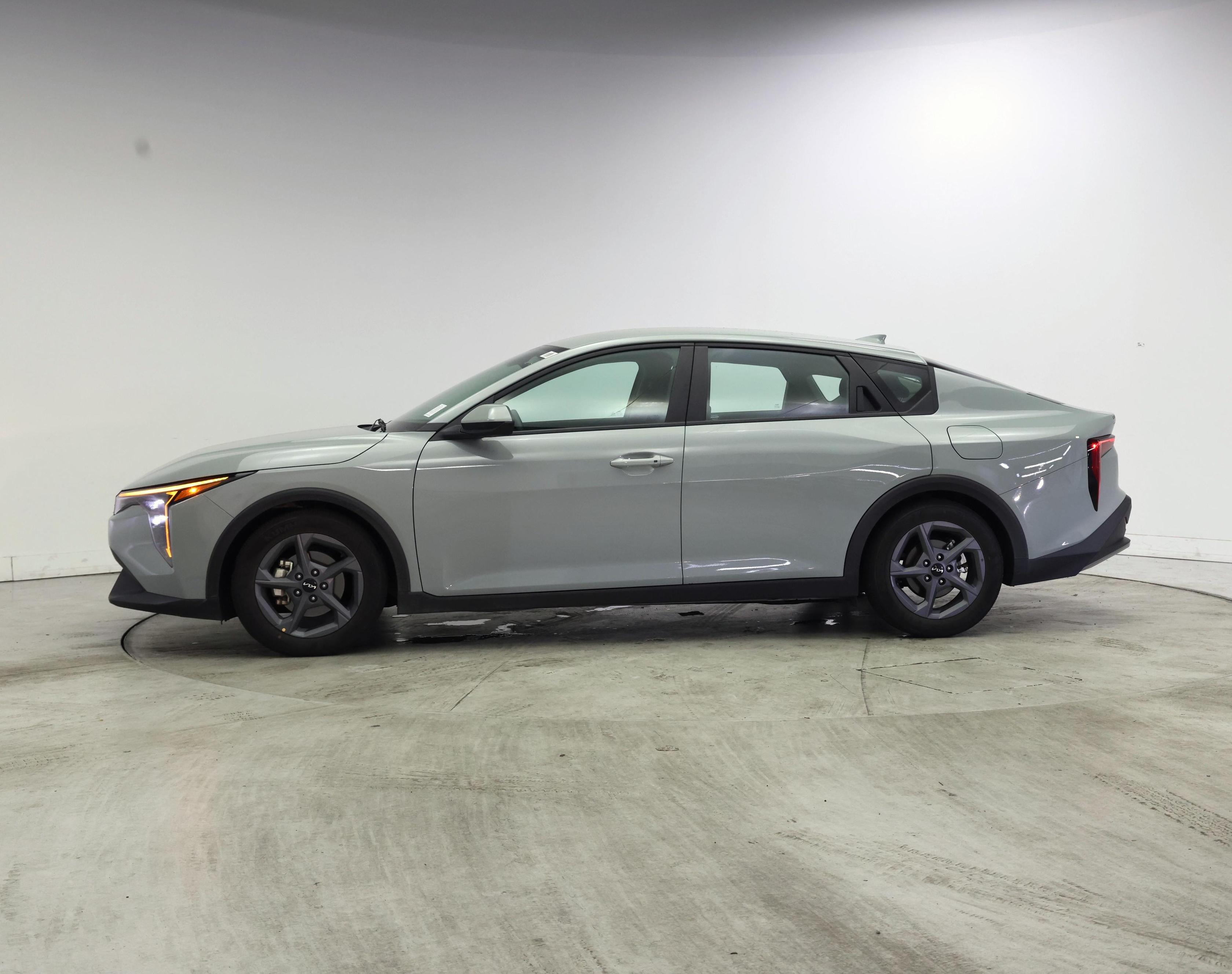 Thumbnail: 2025 Kia K4 - 3