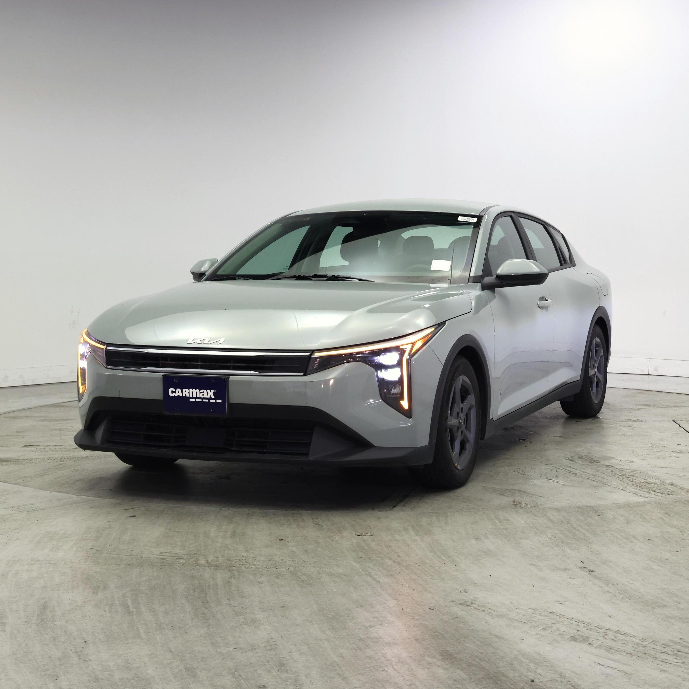 Thumbnail: 2025 Kia K4 - 4