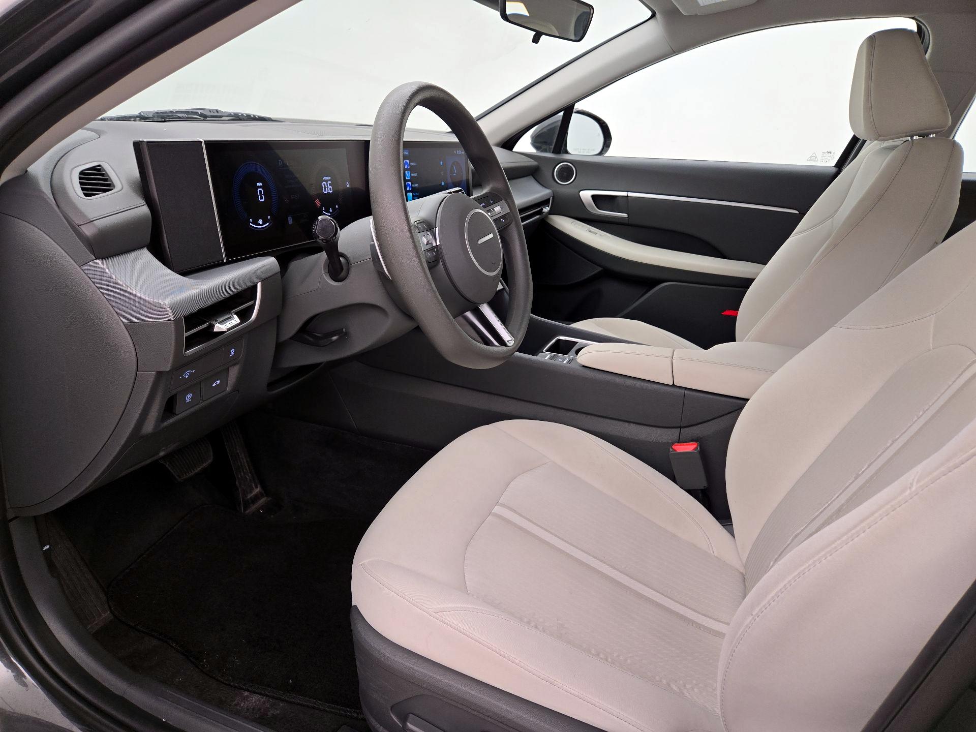 Thumbnail: 2025 Hyundai Sonata - 11
