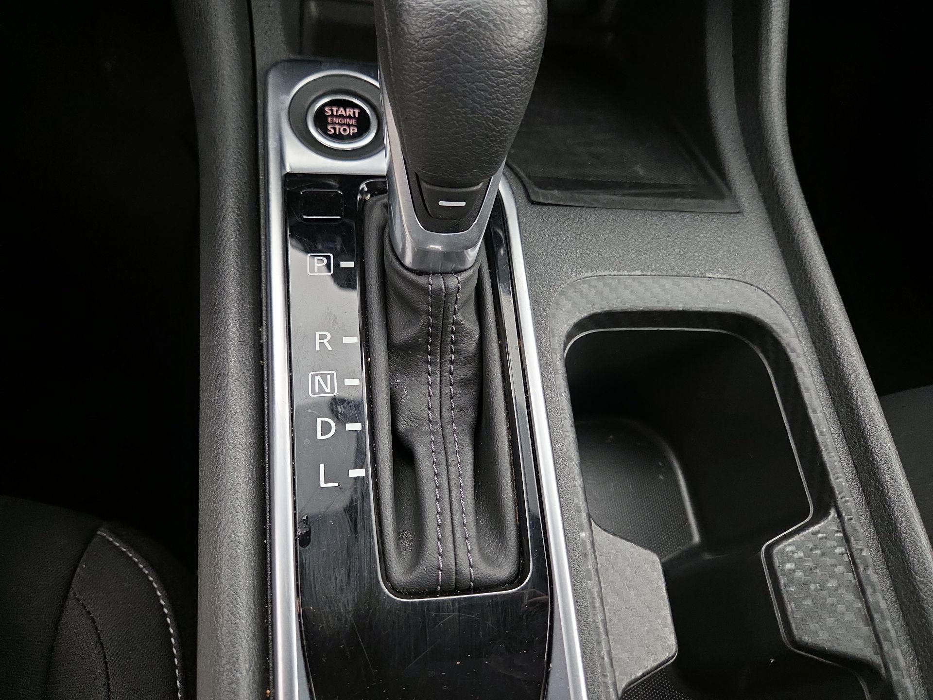 Thumbnail: 2025 Nissan Sentra - 17