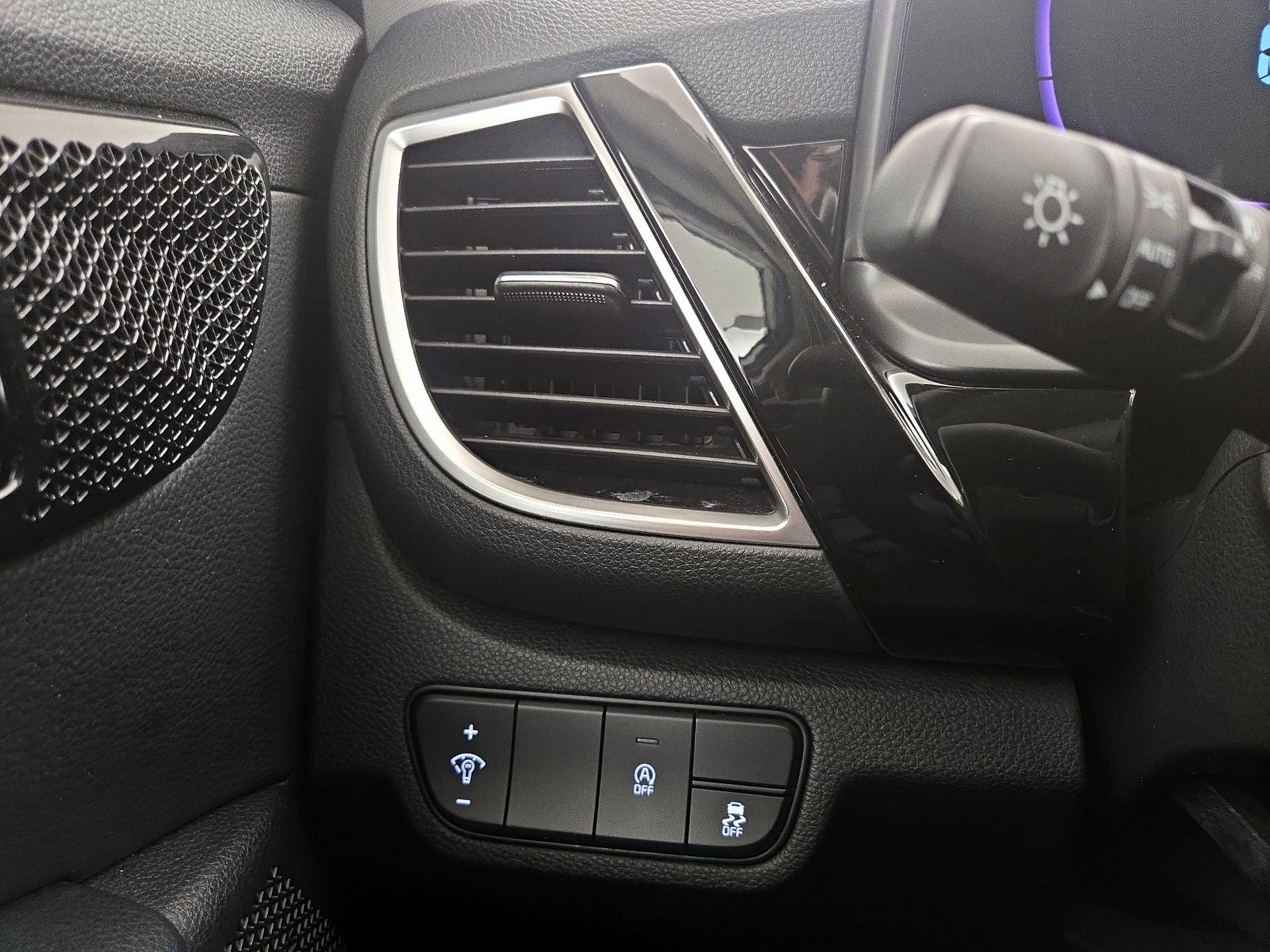 Thumbnail: 2025 Kia Seltos - 13