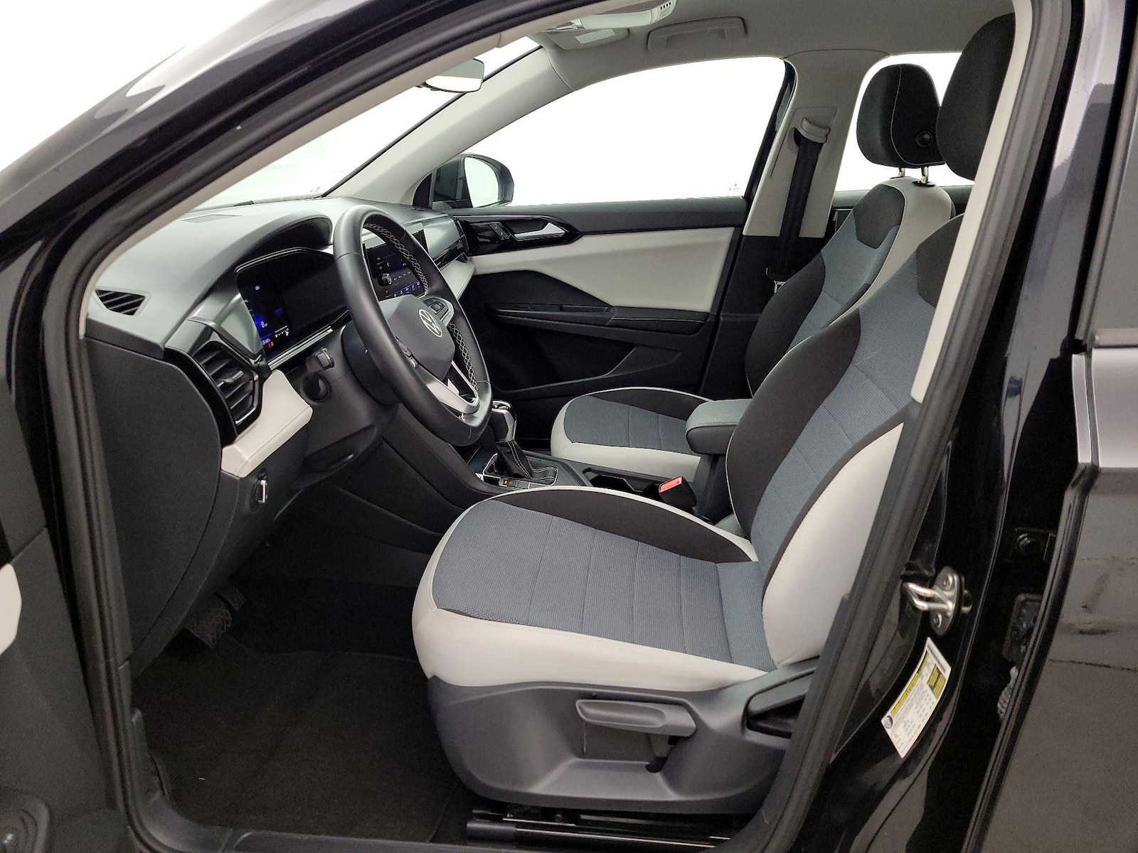 2025 Volkswagen Taos S - Photo 12