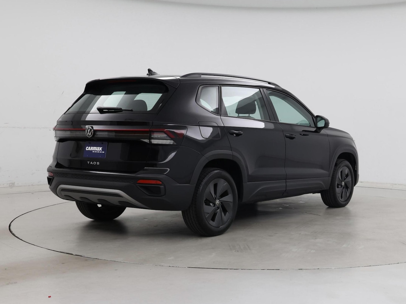 2025 Volkswagen Taos S - Photo 9