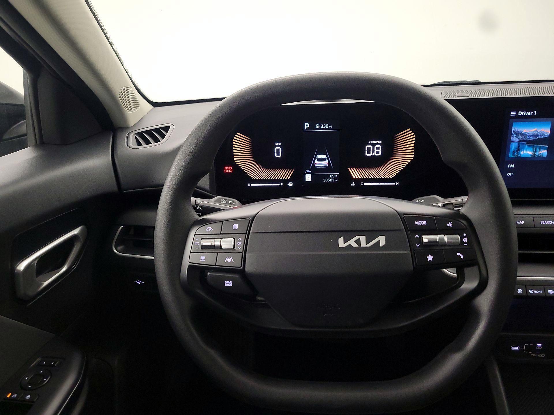 Thumbnail: 2025 Kia K4 - 10