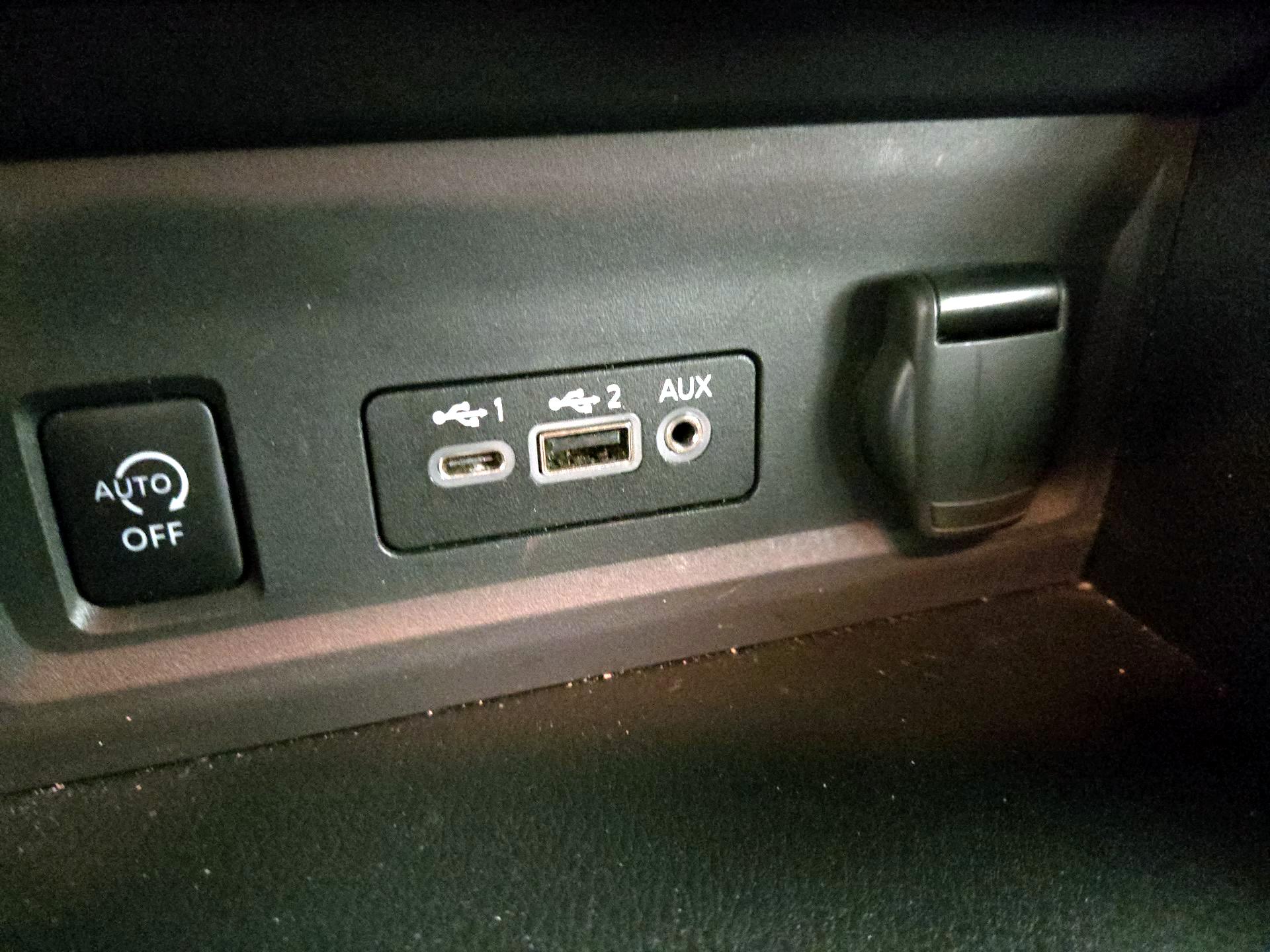 Thumbnail: 2025 Nissan Sentra - 18