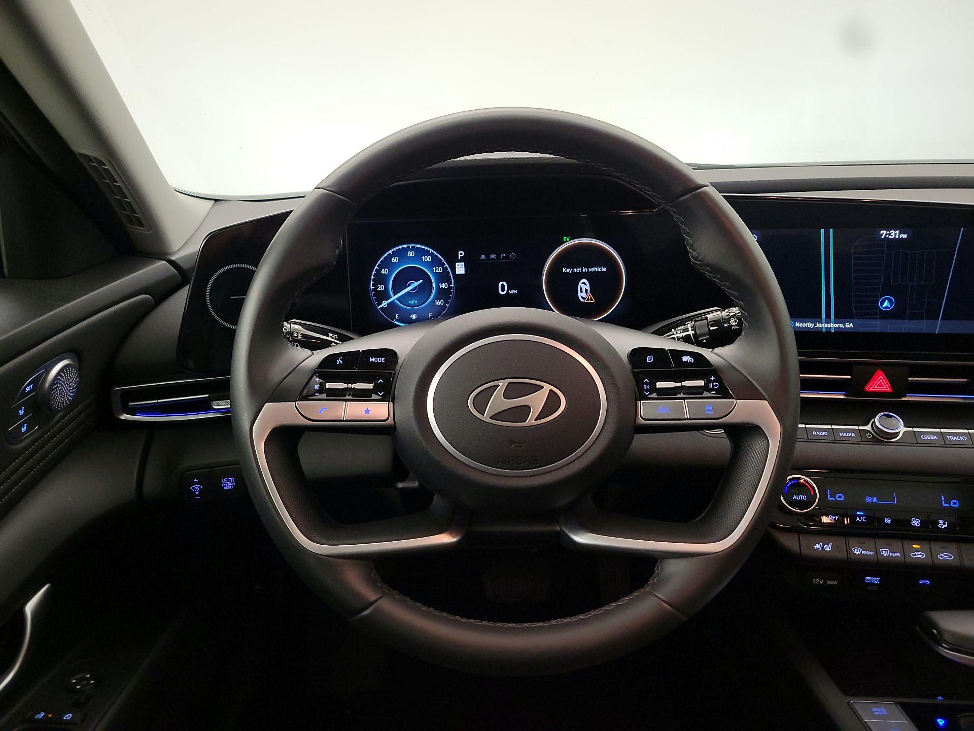 Thumbnail: 2025 Hyundai Elantra - 10