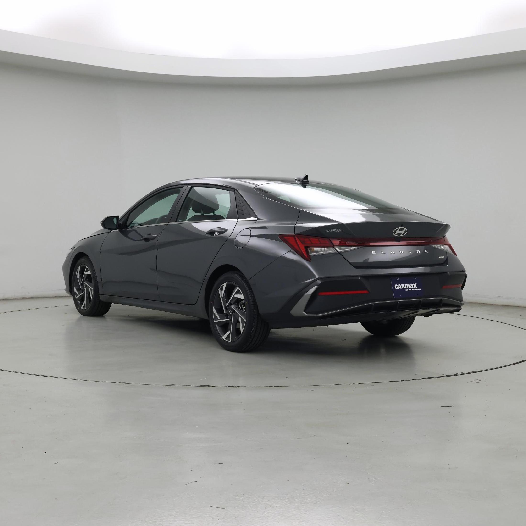 Thumbnail: 2025 Hyundai Elantra - 2
