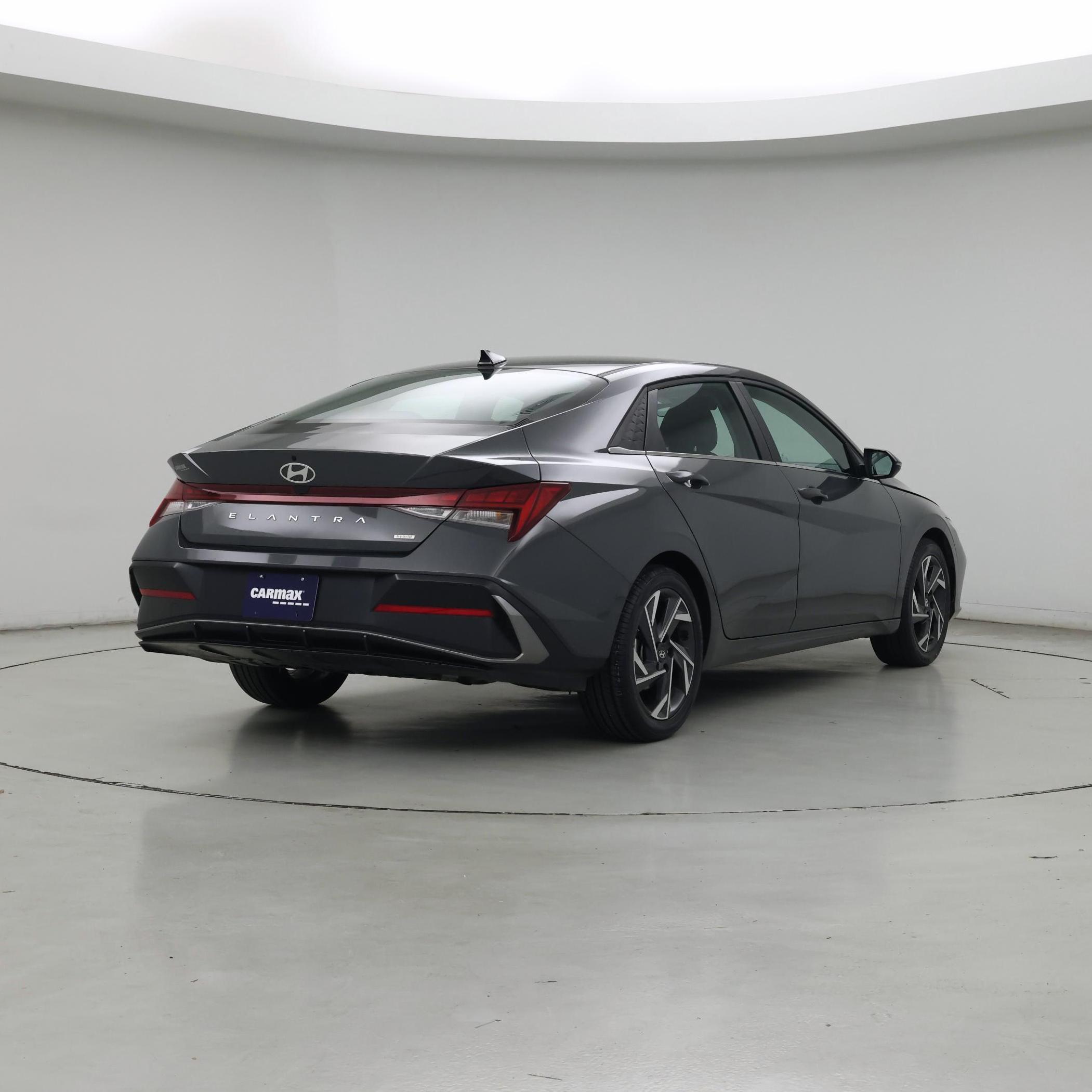 Thumbnail: 2025 Hyundai Elantra - 8