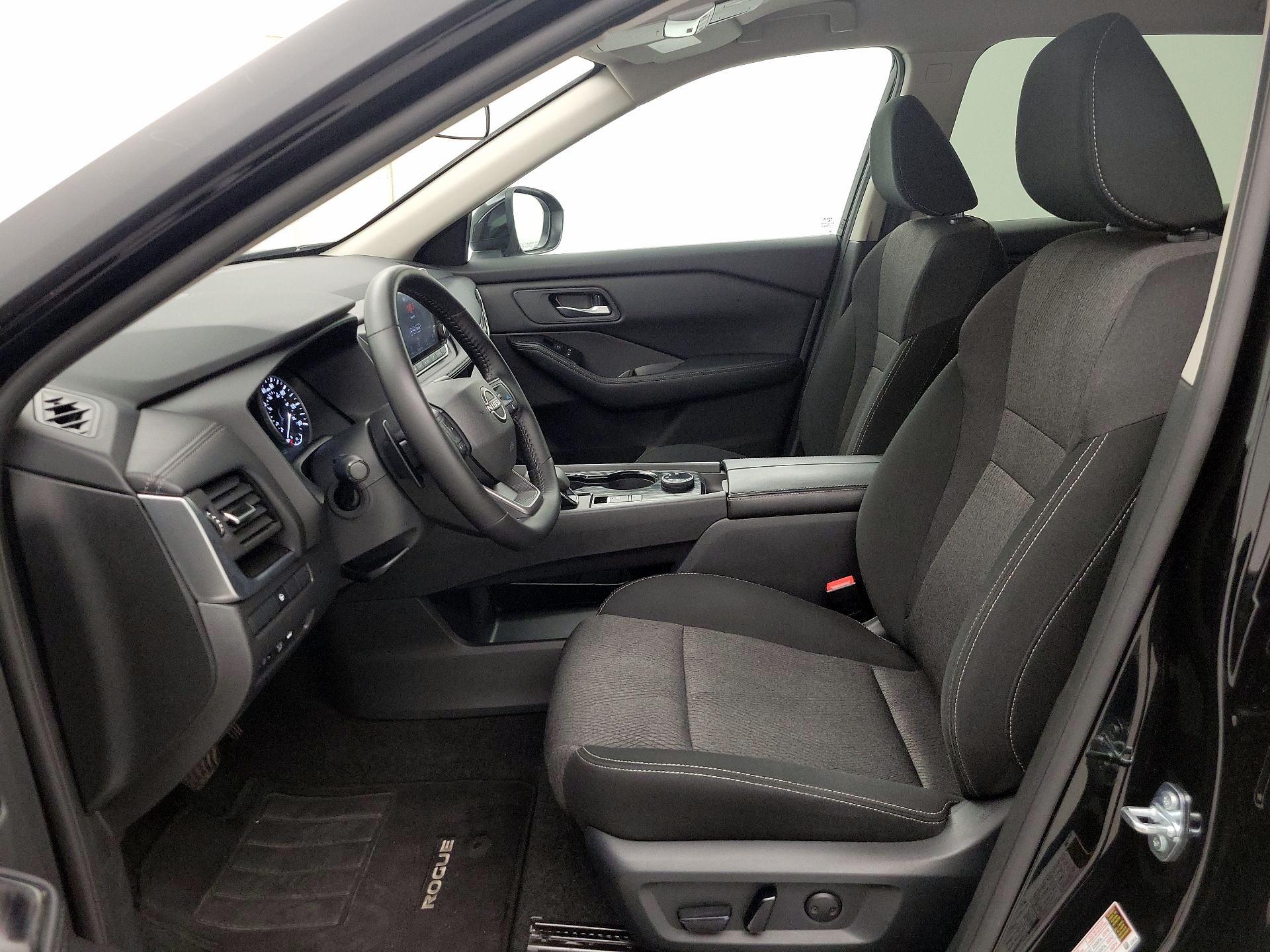 Thumbnail: 2025 Nissan Rogue - 11