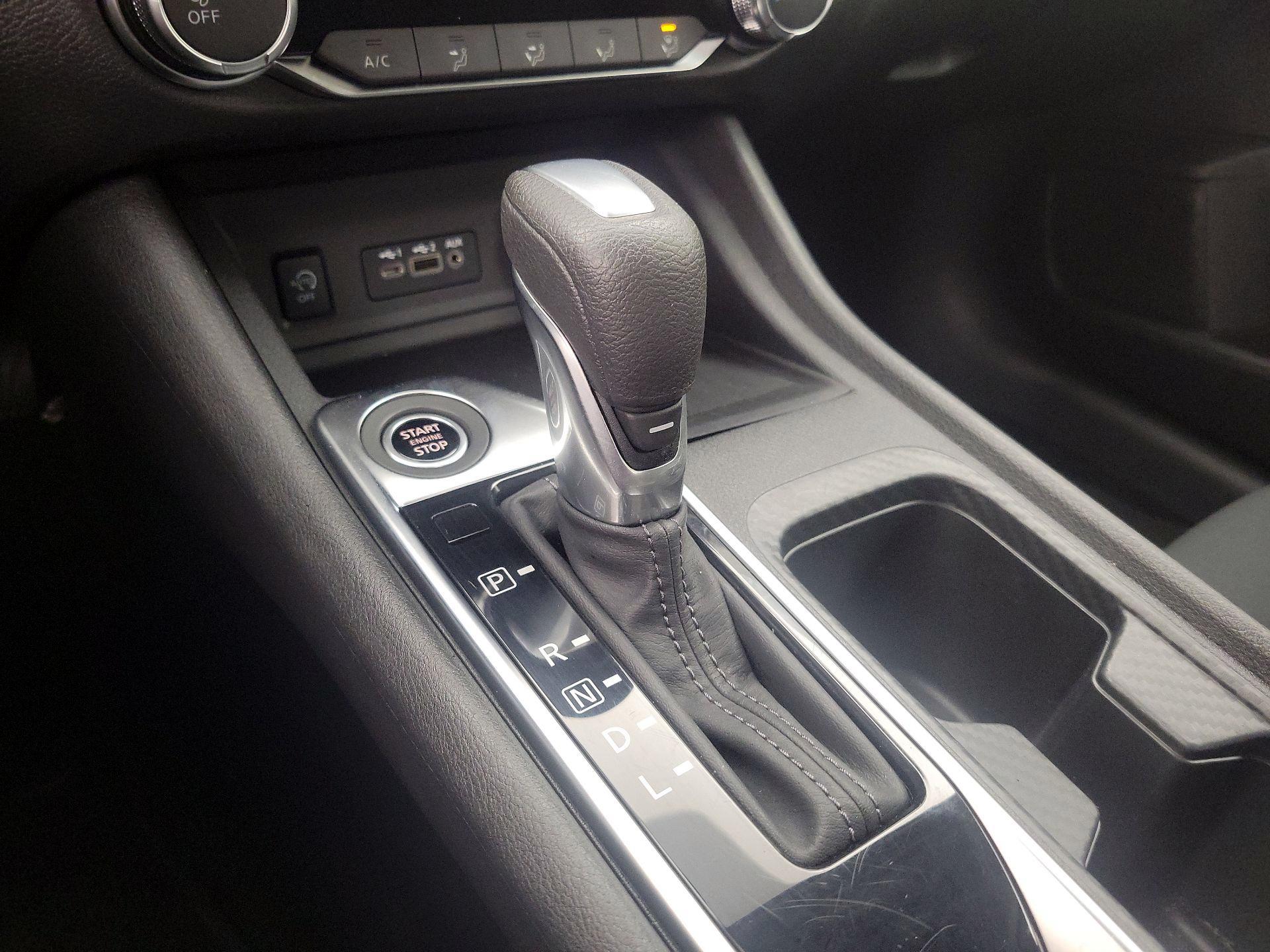 Thumbnail: 2025 Nissan Sentra - 17