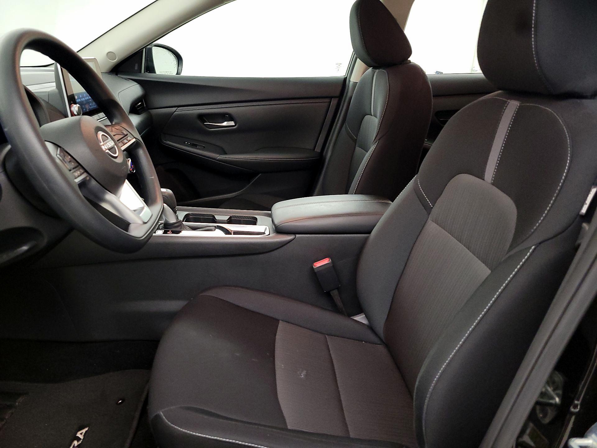 Thumbnail: 2025 Nissan Sentra - 11