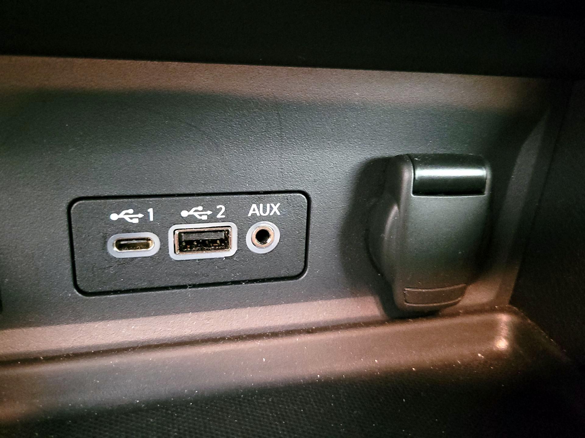 Thumbnail: 2025 Nissan Sentra - 18