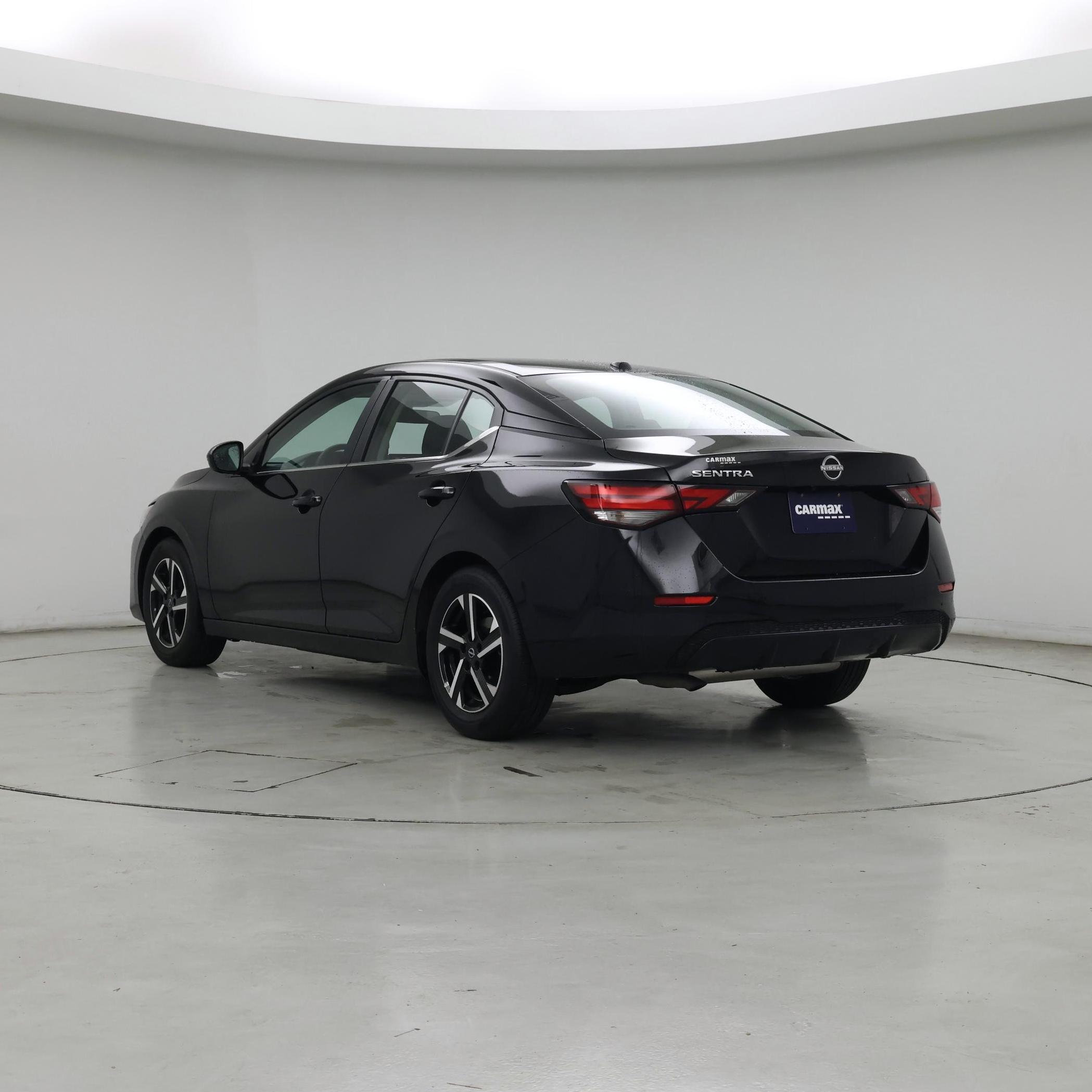 Thumbnail: 2025 Nissan Sentra - 2