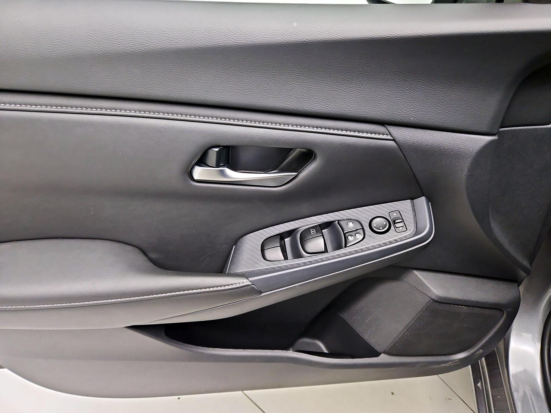 Thumbnail: 2025 Nissan Sentra - 12