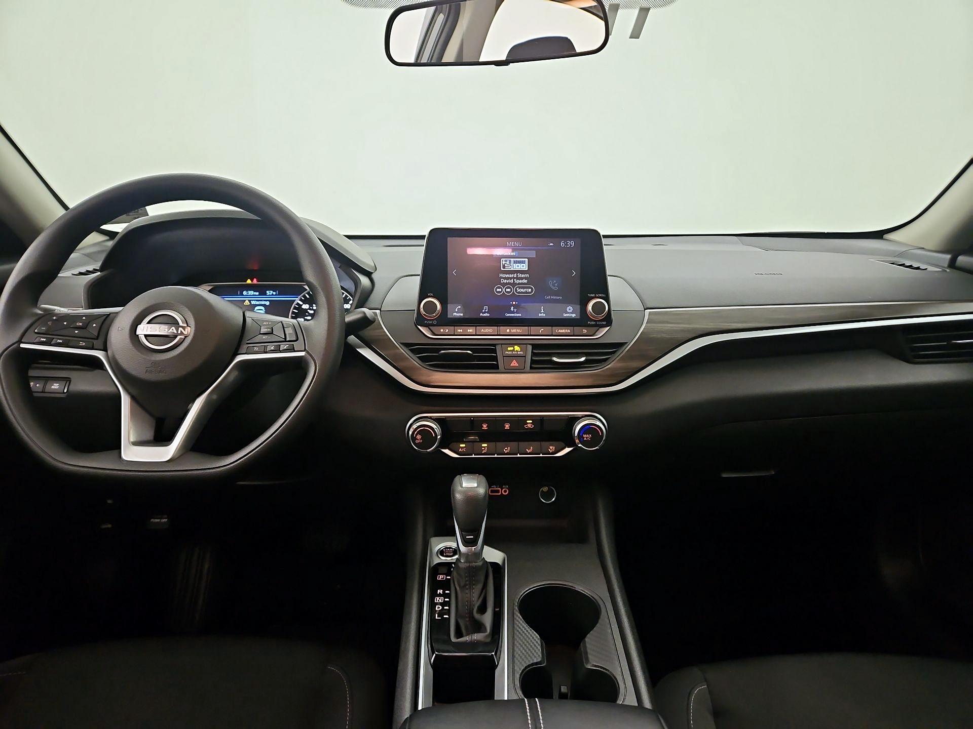 Thumbnail: 2025 Nissan Altima - 9