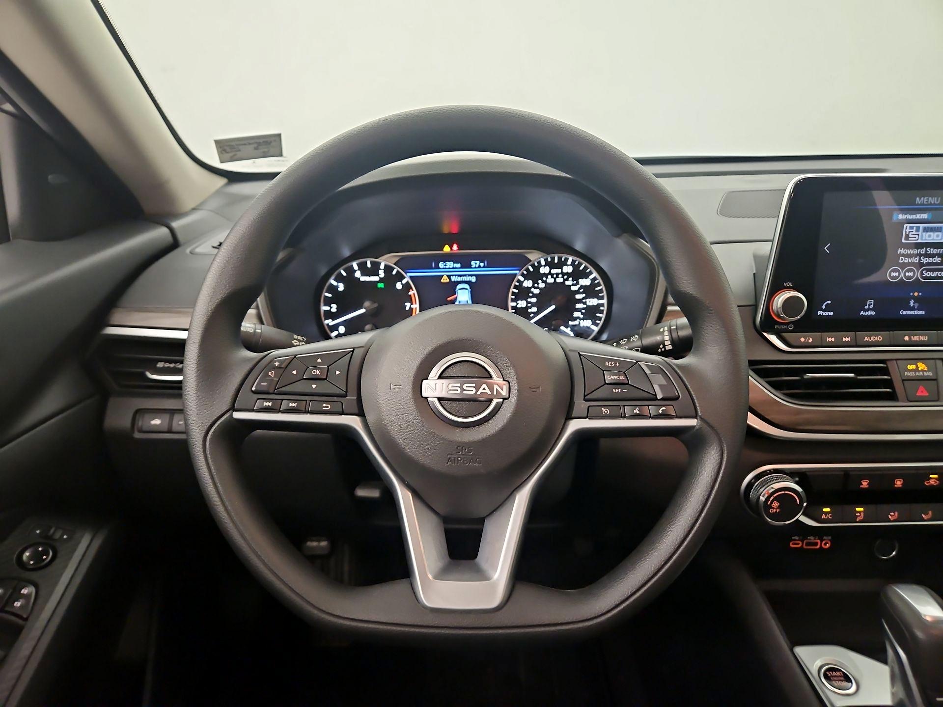 Thumbnail: 2025 Nissan Altima - 10