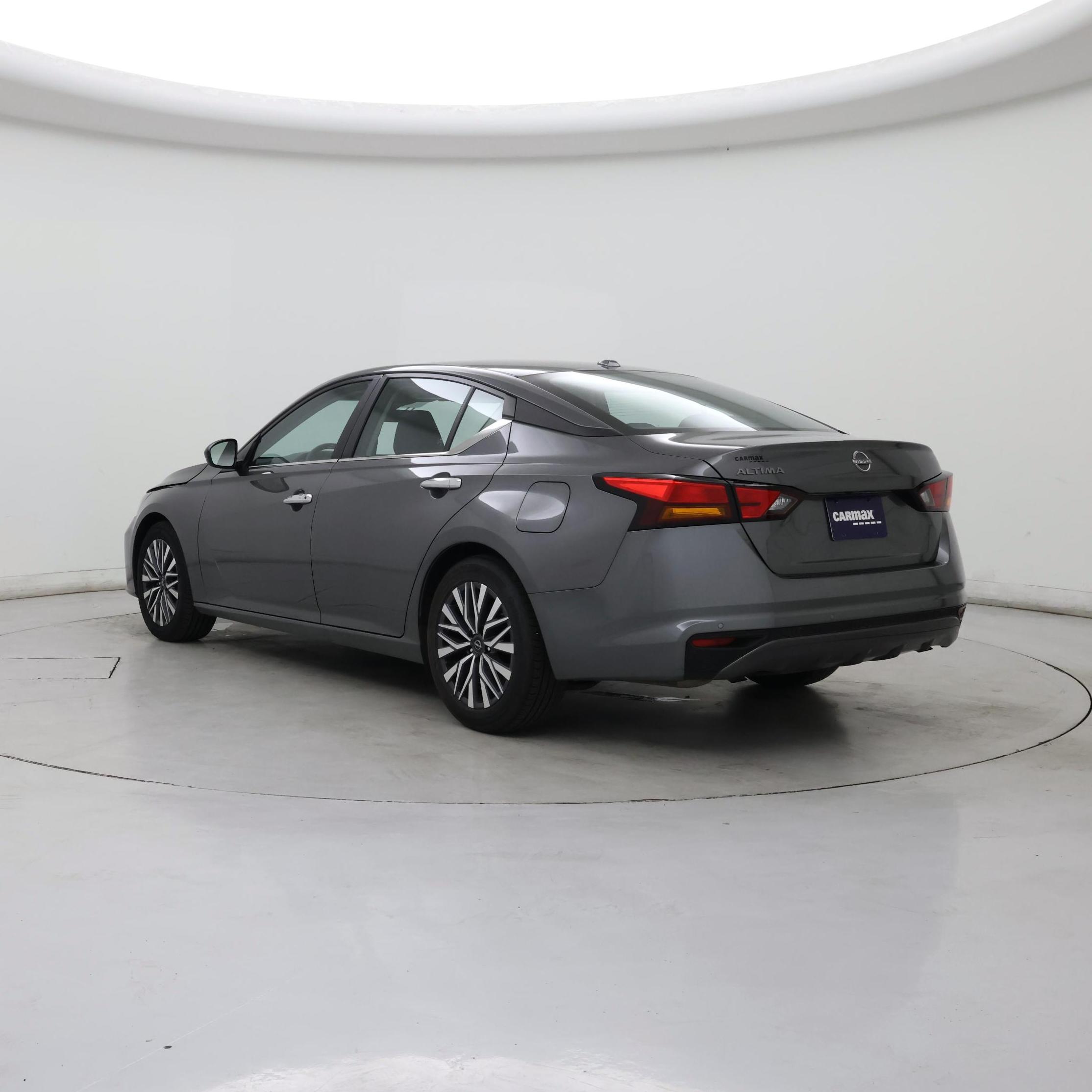 Thumbnail: 2025 Nissan Altima - 2