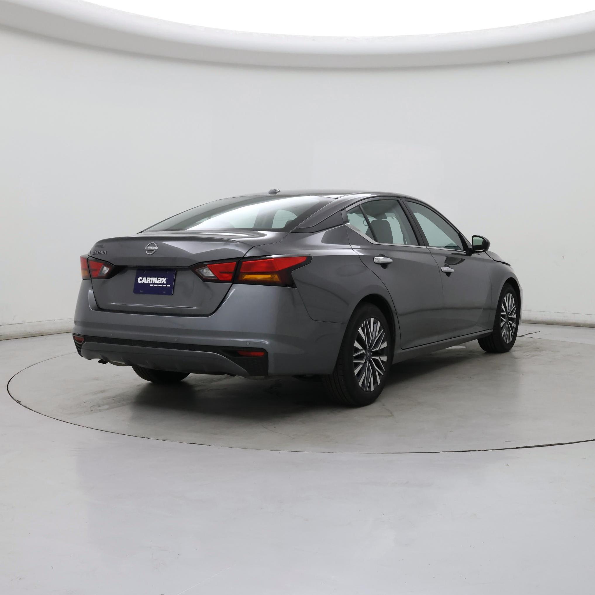 Thumbnail: 2025 Nissan Altima - 8