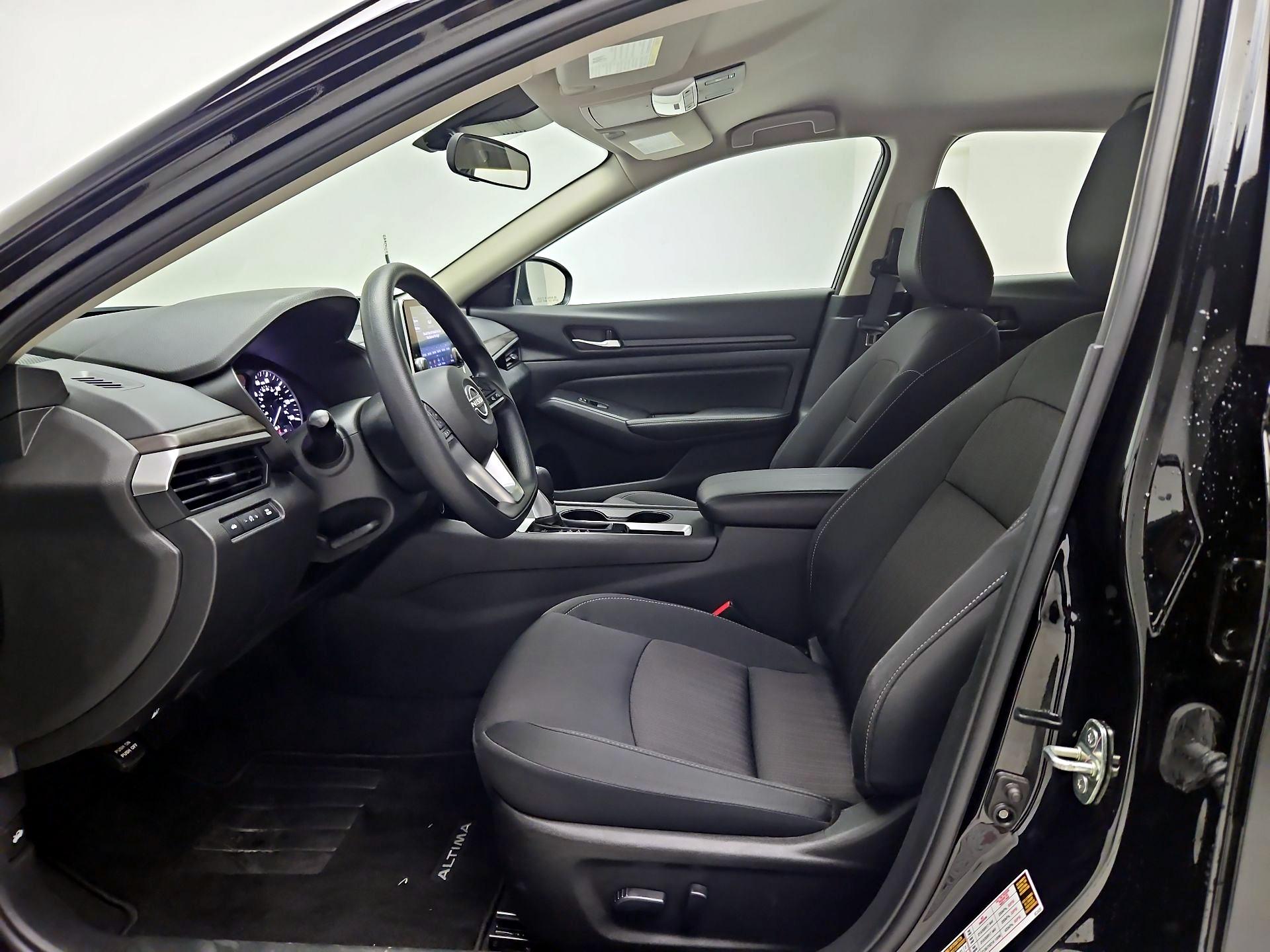 Thumbnail: 2025 Nissan Altima - 11