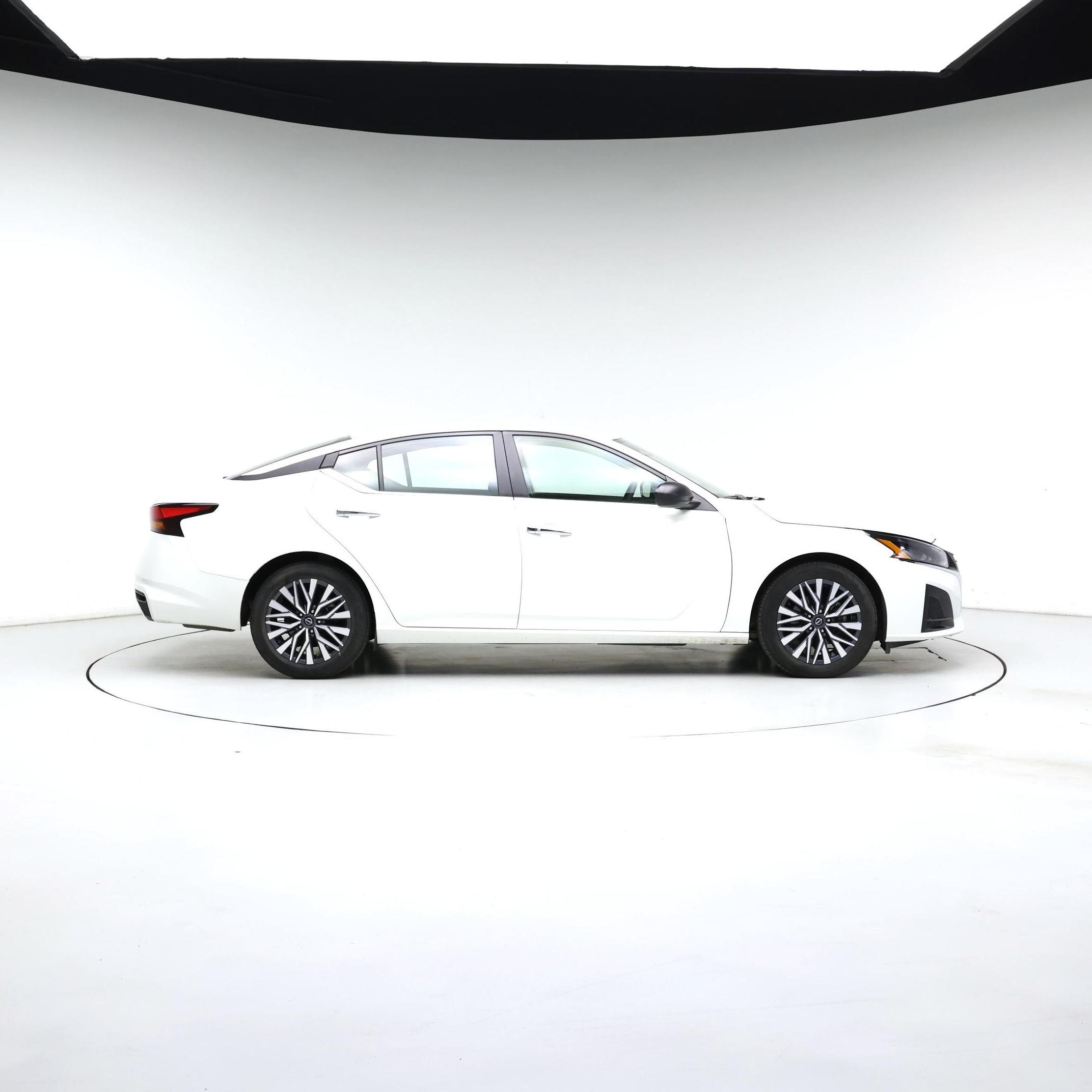 Thumbnail: 2025 Nissan Altima - 7