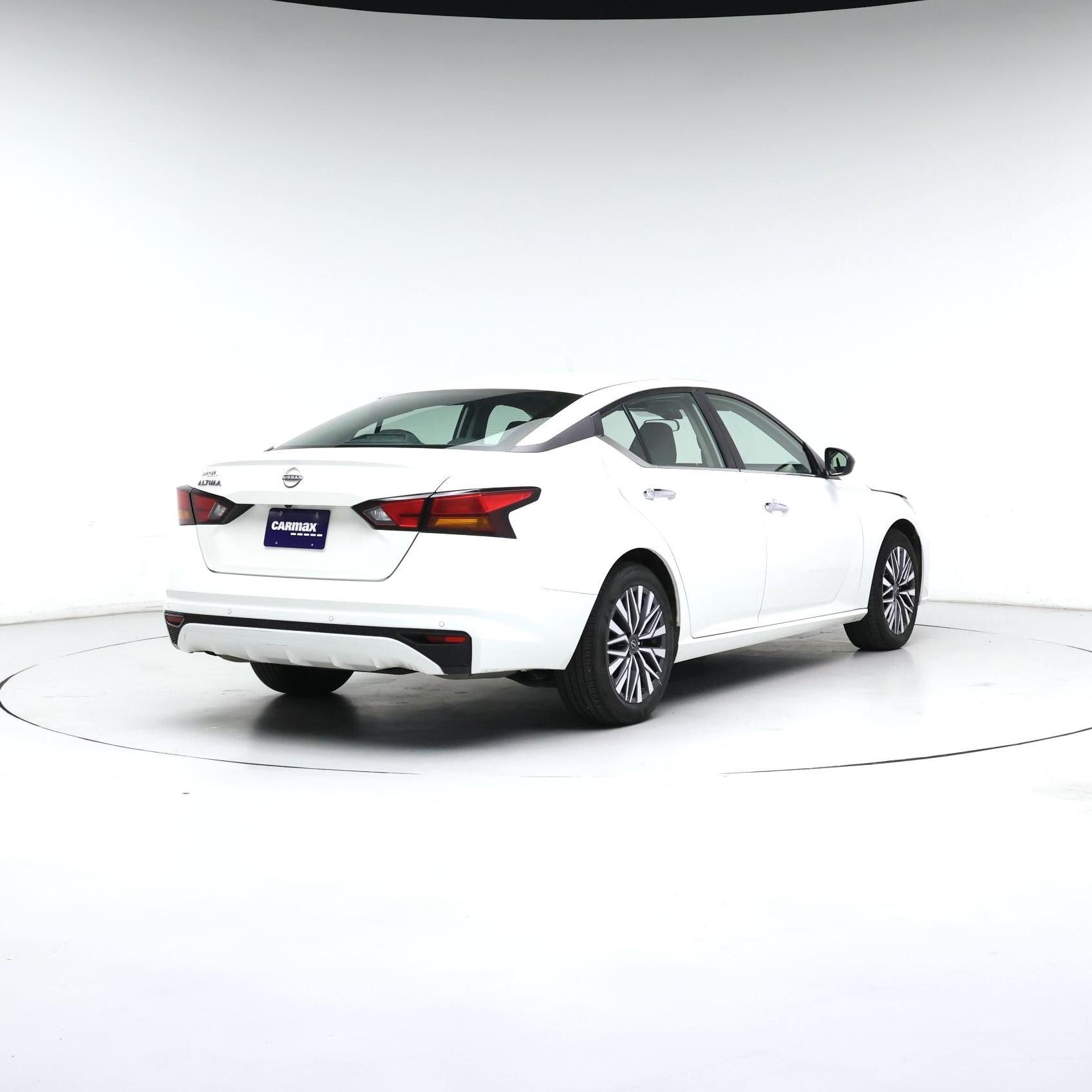 Thumbnail: 2025 Nissan Altima - 8