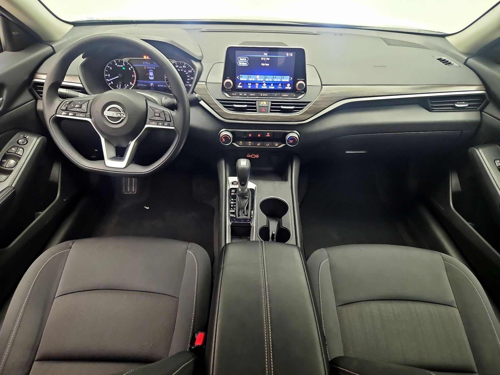 Thumbnail: 2025 Nissan Altima - 9