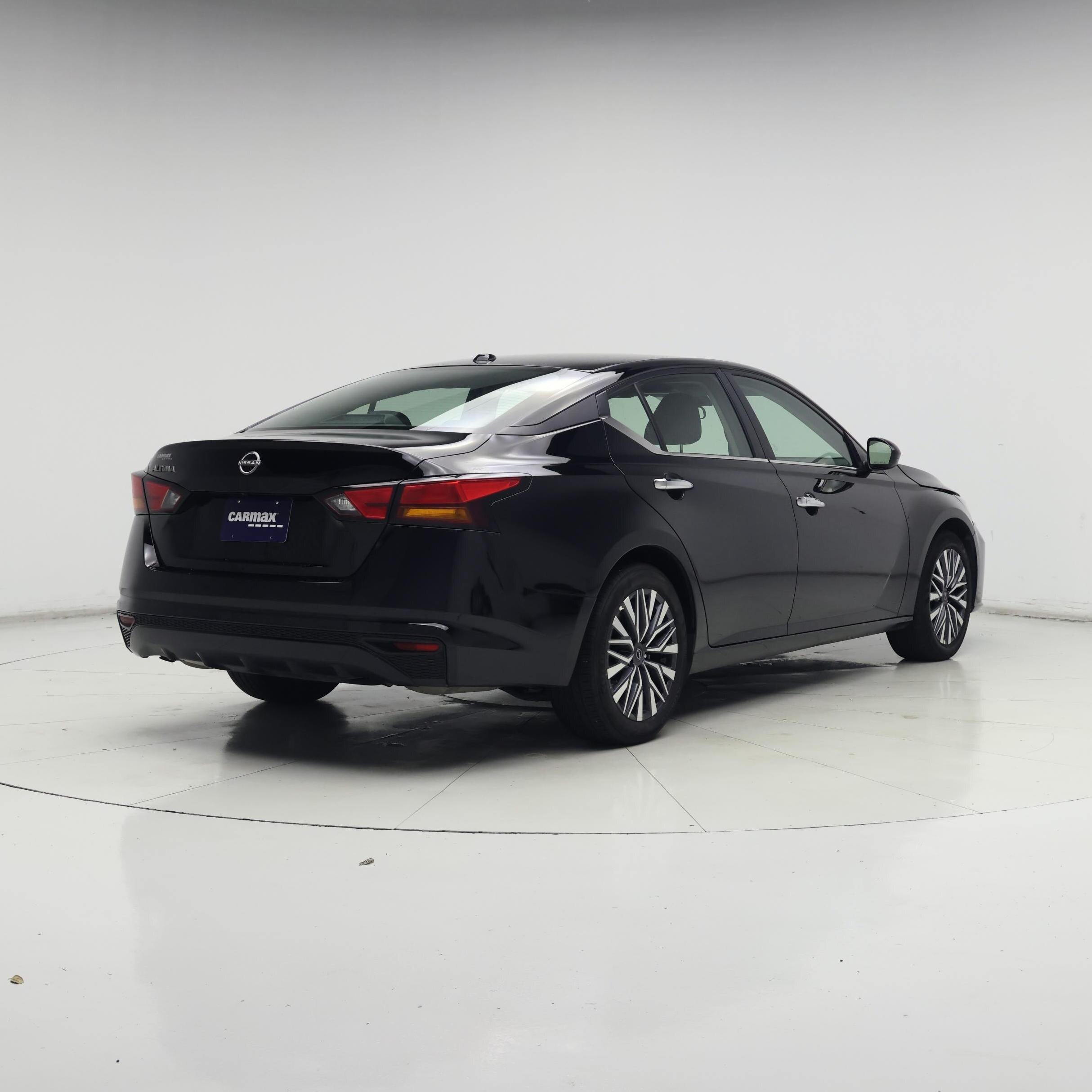 Thumbnail: 2025 Nissan Altima - 8