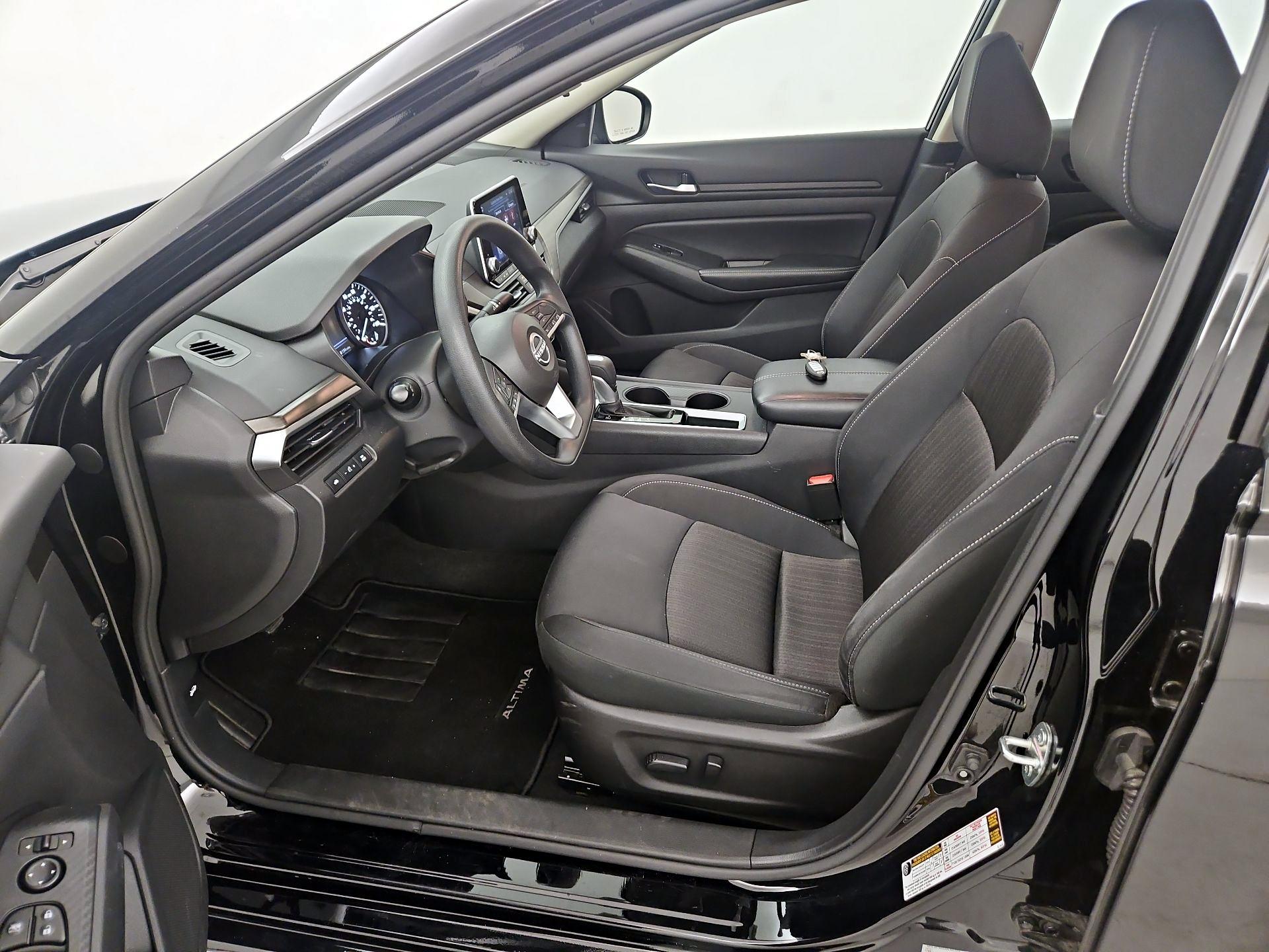 Thumbnail: 2025 Nissan Altima - 11