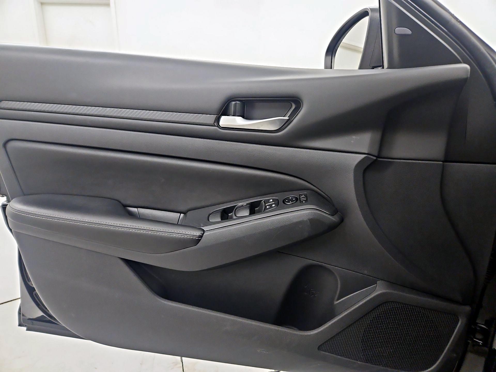 Thumbnail: 2025 Nissan Altima - 12