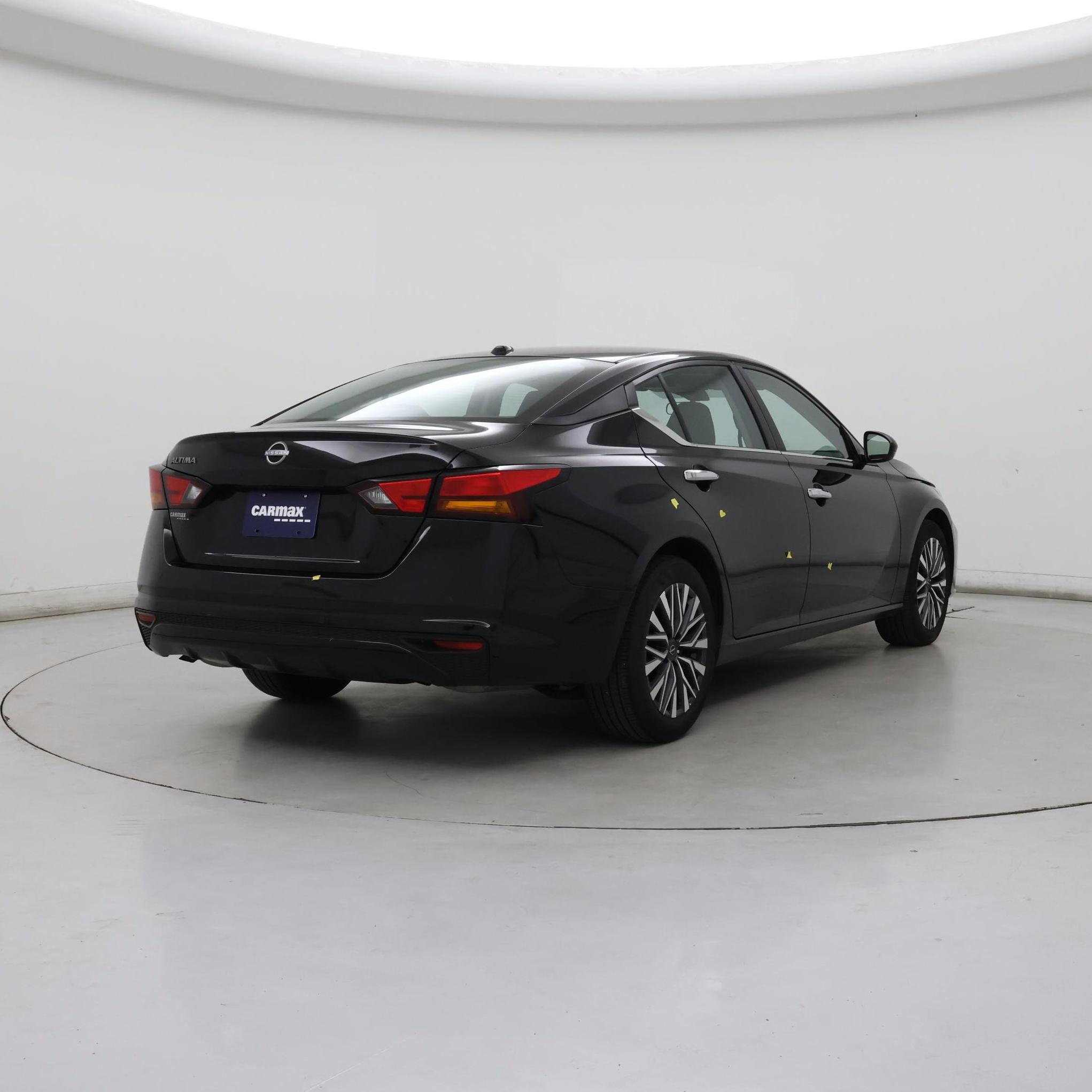 Thumbnail: 2025 Nissan Altima - 8