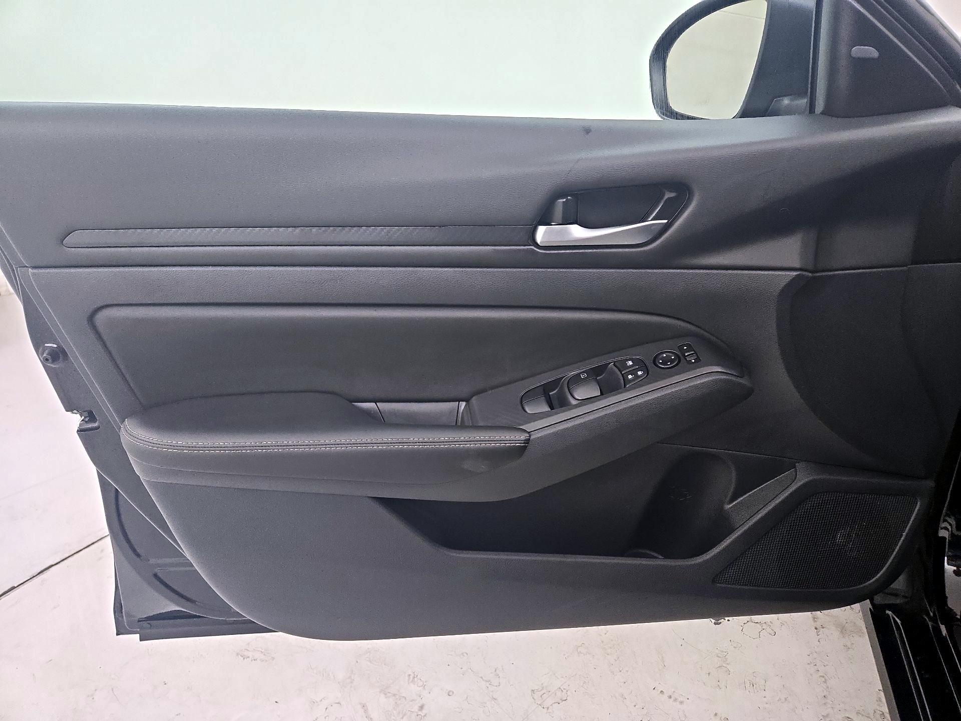 Thumbnail: 2025 Nissan Altima - 12