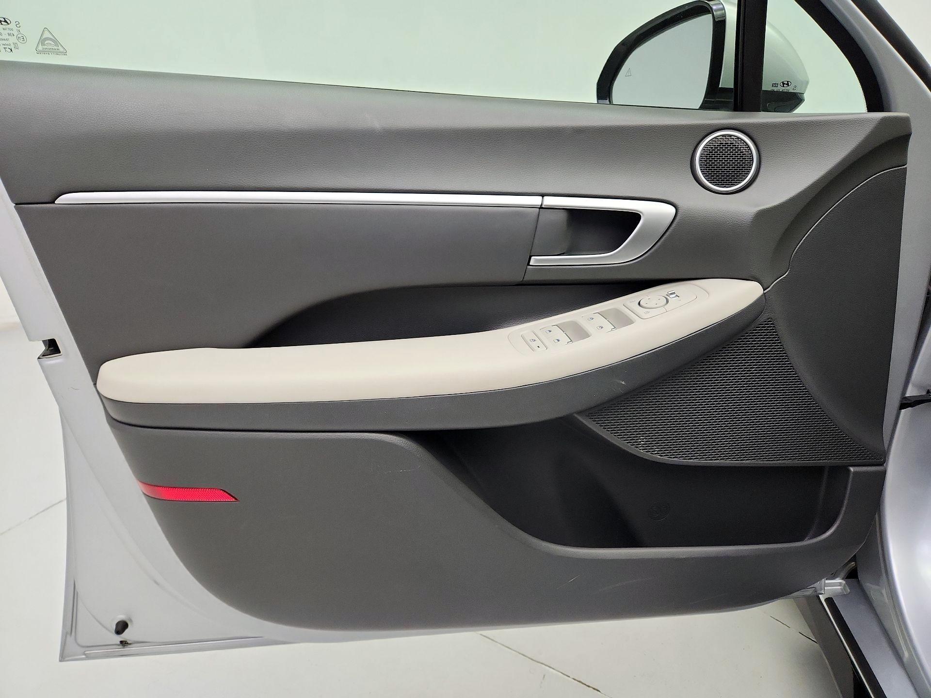 Thumbnail: 2025 Hyundai Sonata - 12