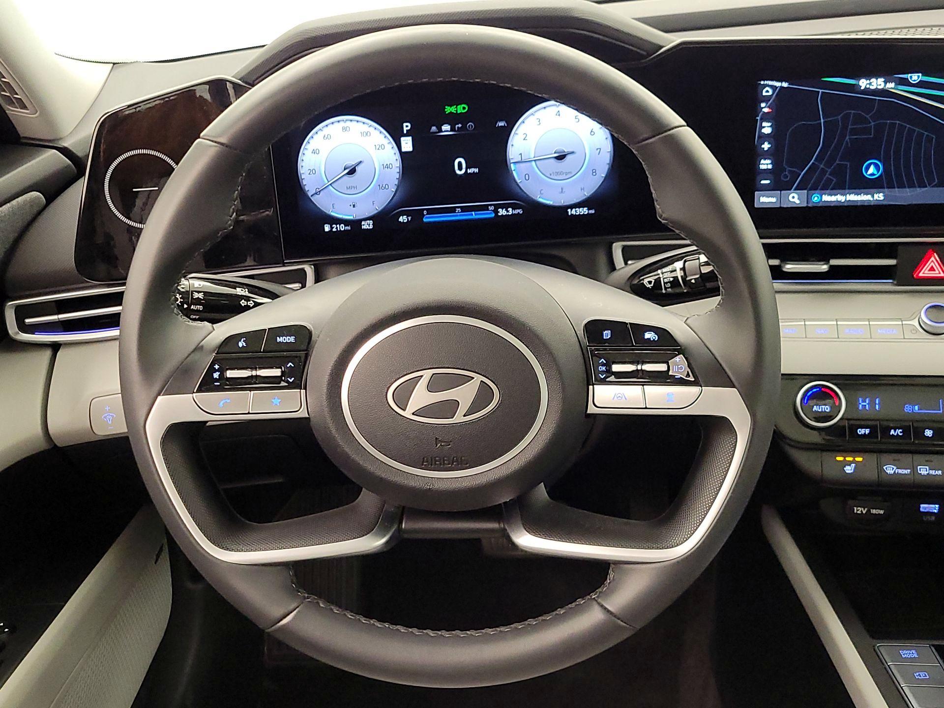 Thumbnail: 2025 Hyundai Elantra - 10