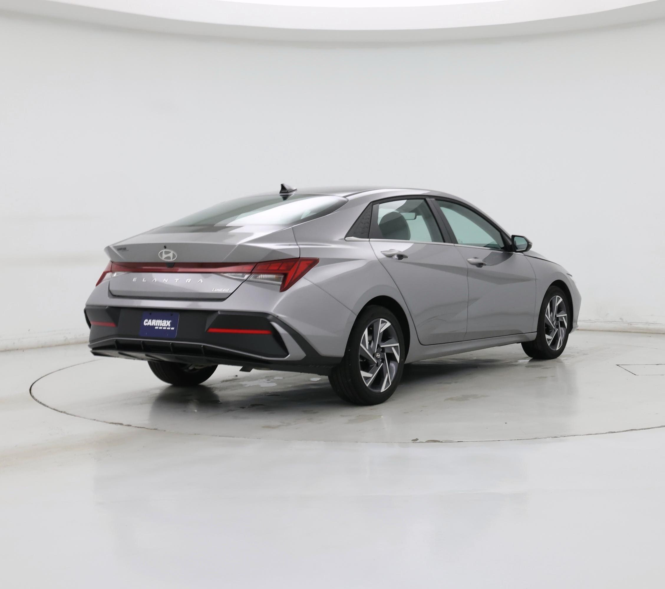 Thumbnail: 2025 Hyundai Elantra - 8