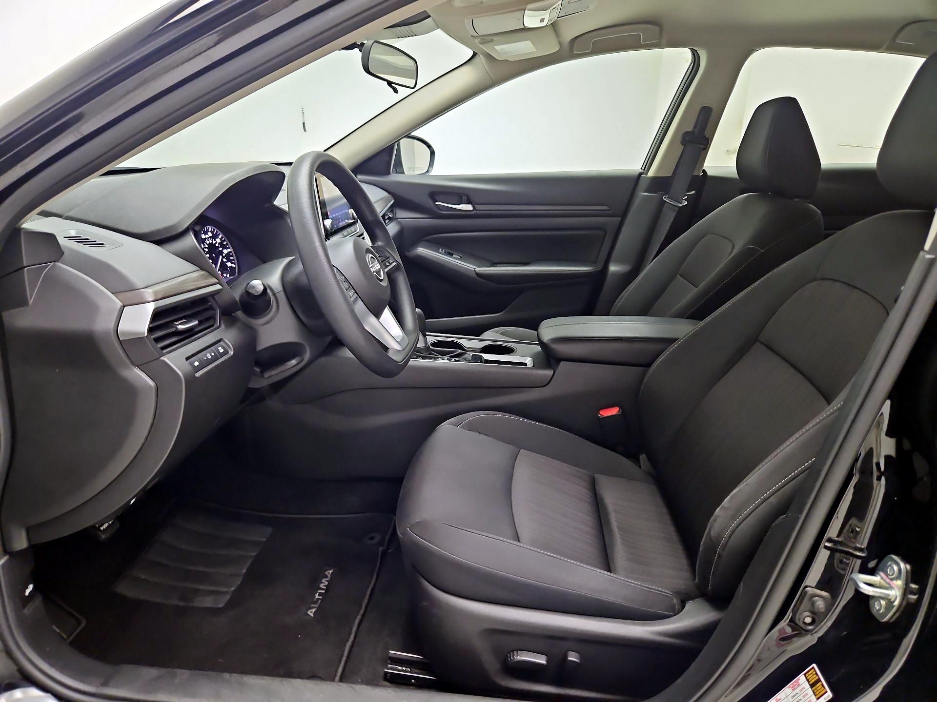 Thumbnail: 2025 Nissan Altima - 11