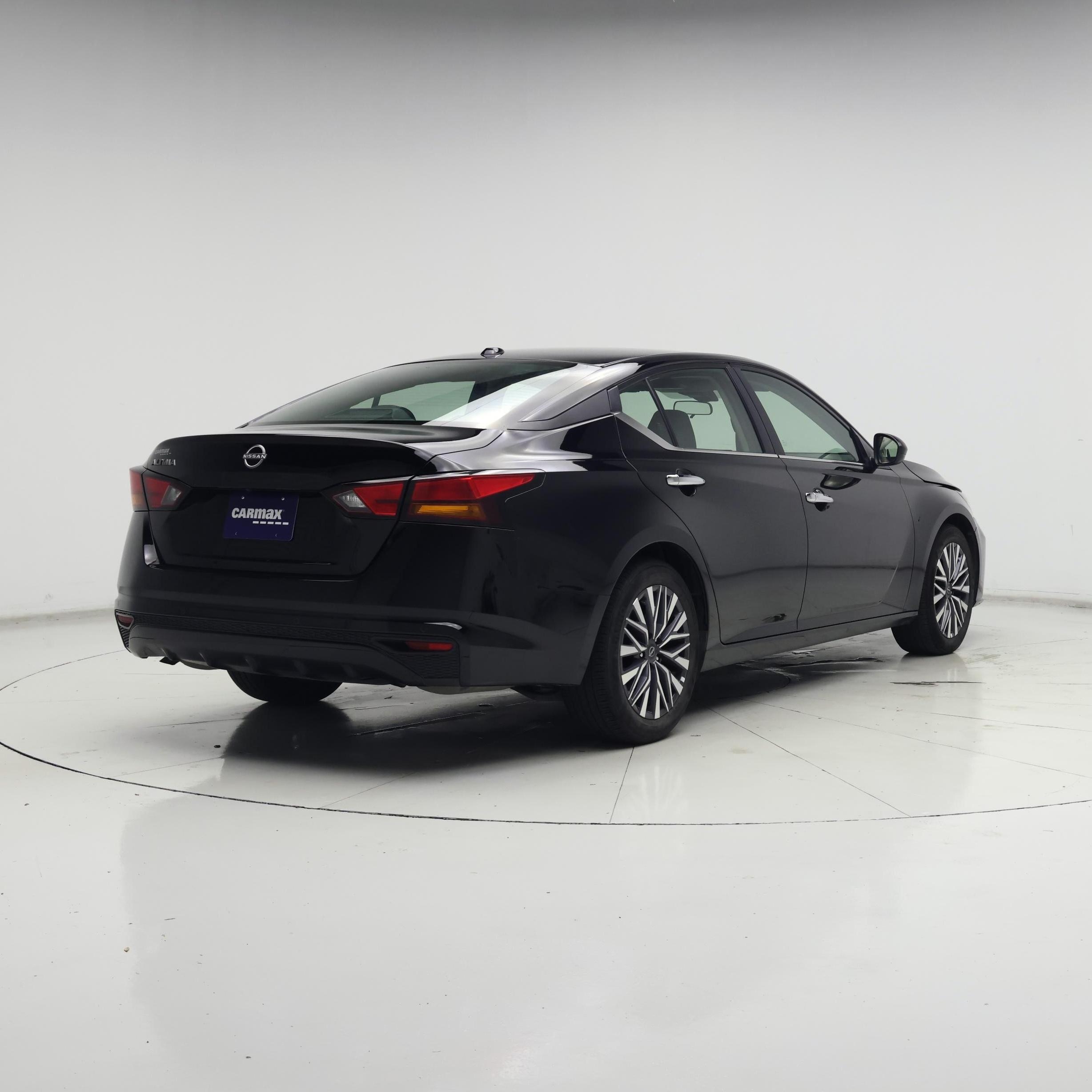 Thumbnail: 2025 Nissan Altima - 8