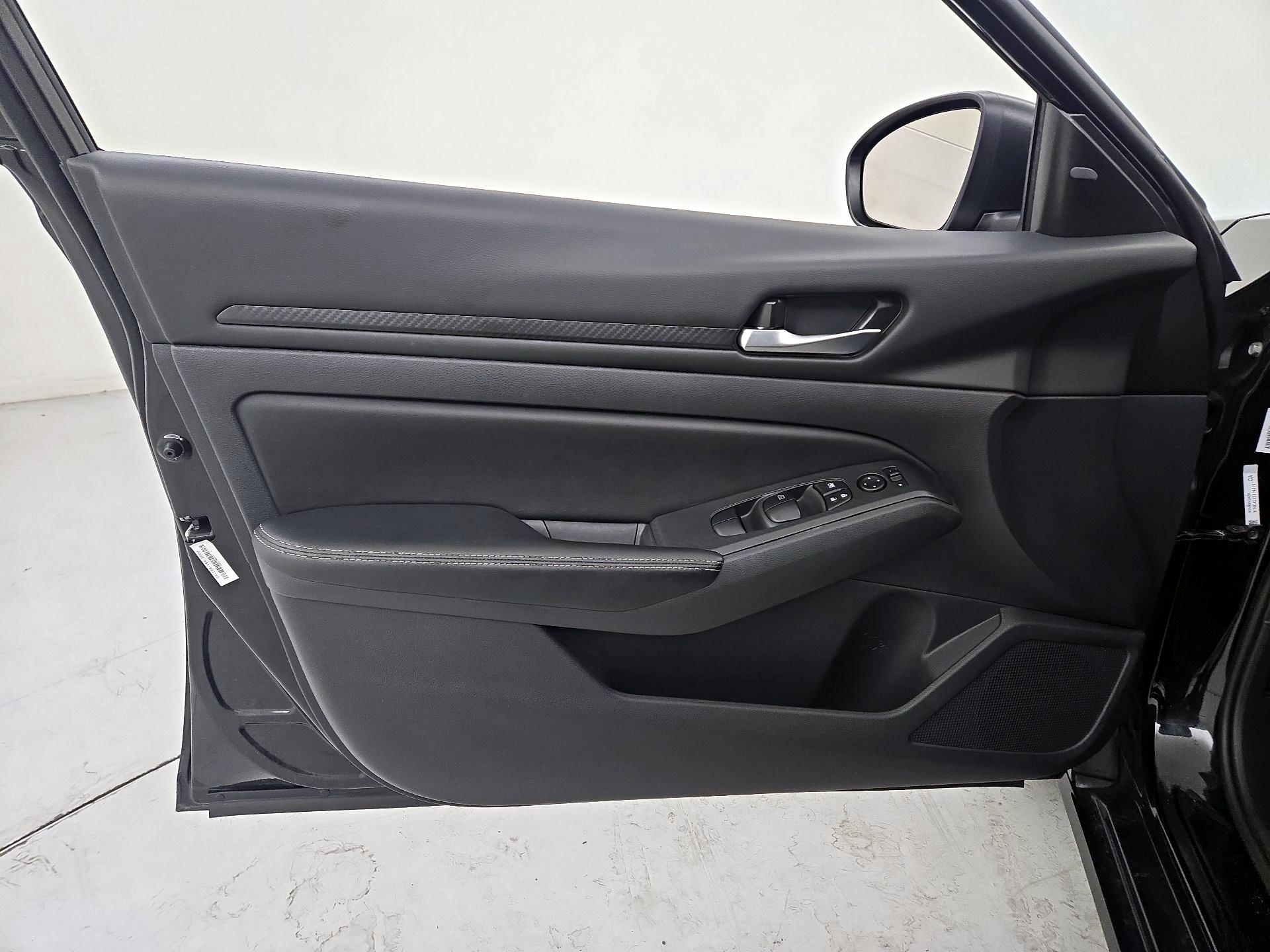 Thumbnail: 2025 Nissan Altima - 12