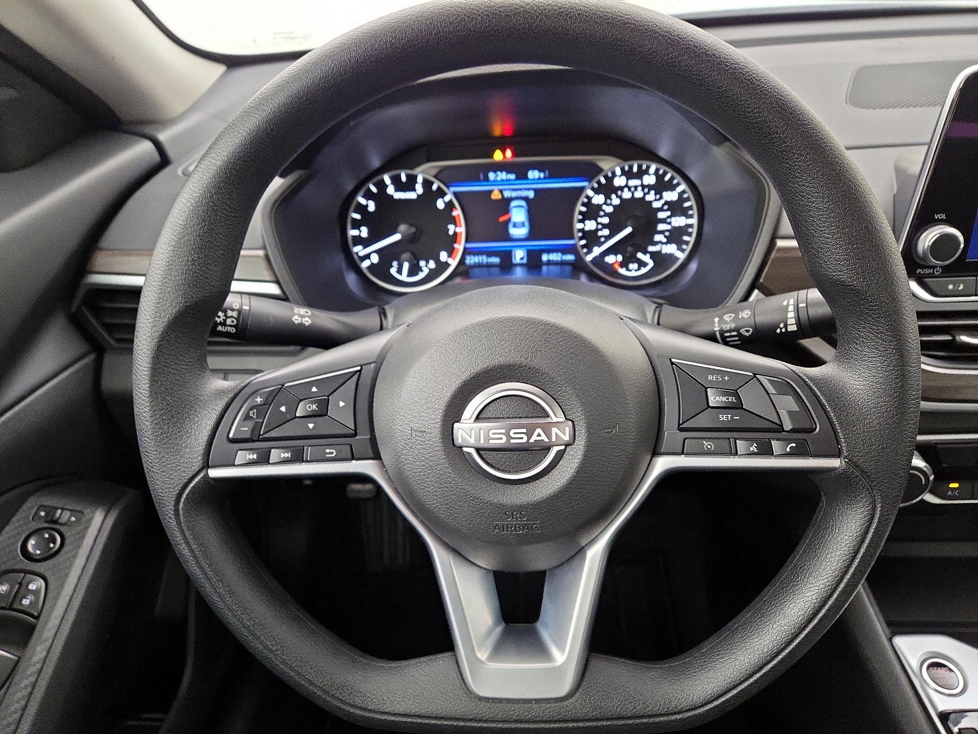 Thumbnail: 2025 Nissan Altima - 10